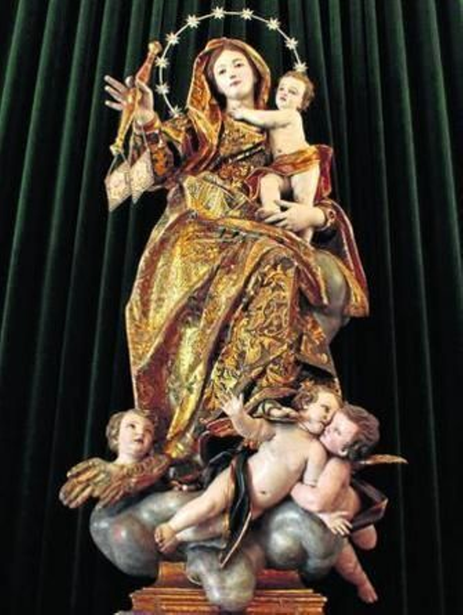 La Virgen del Carmen de Porta Coeli, en su capilla.