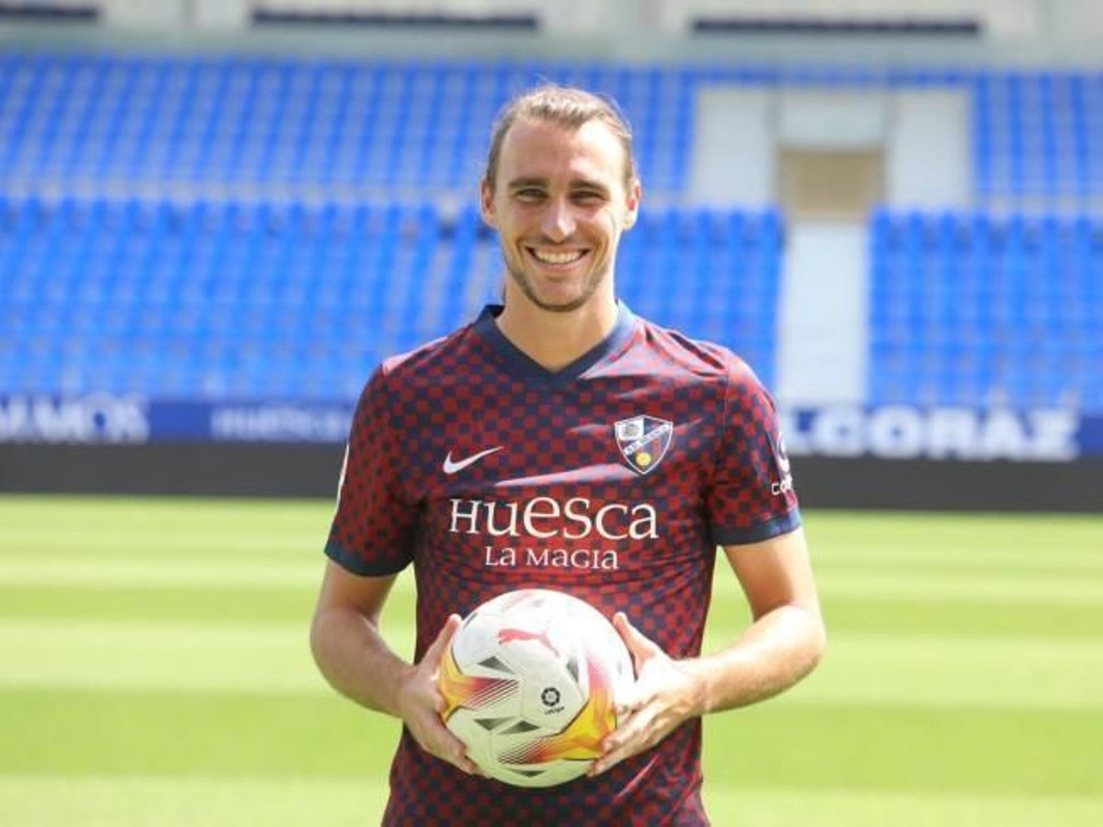 Ignasi Miquel jugó la pasada campaña en el Huesca