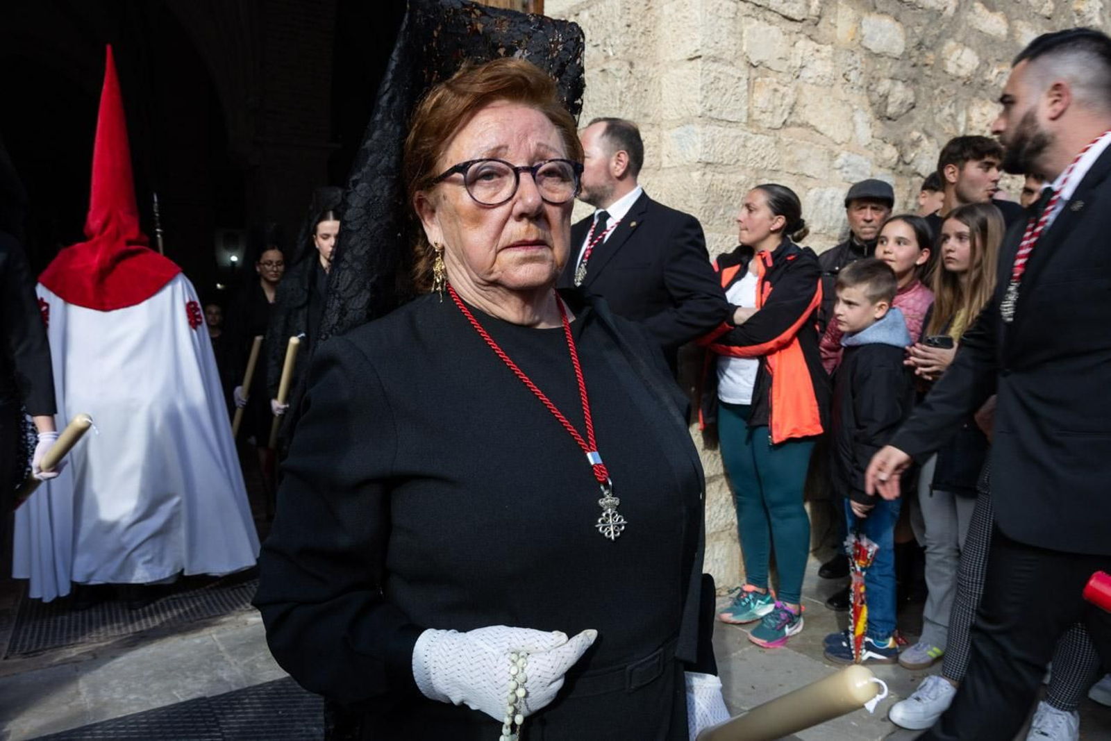 La temida lluvia impide el desarrollo normal de este Martes Santo