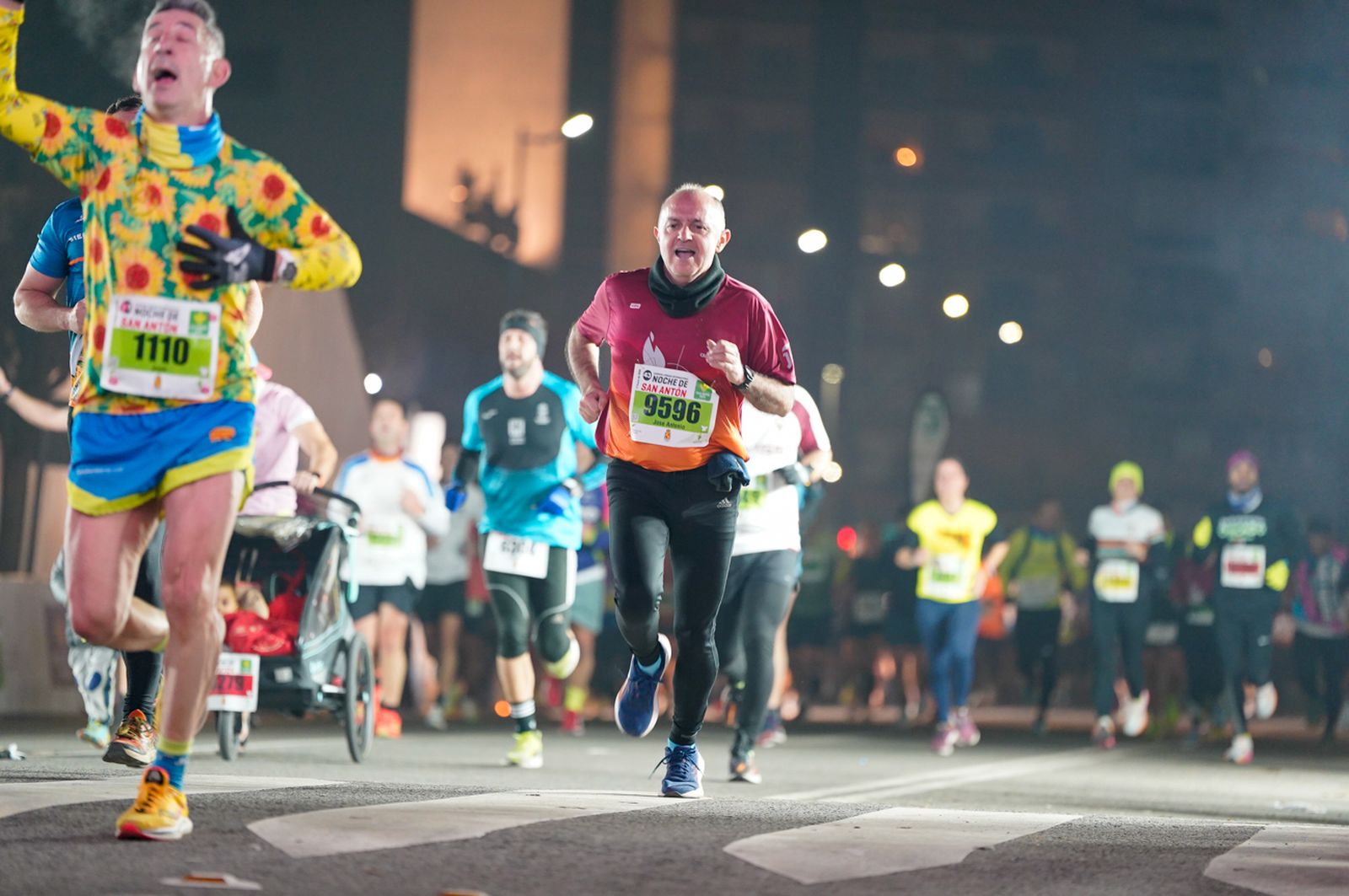 En imágenes: búscate en tu llegada a meta de la Carrera de San Antón 2026 (9)
