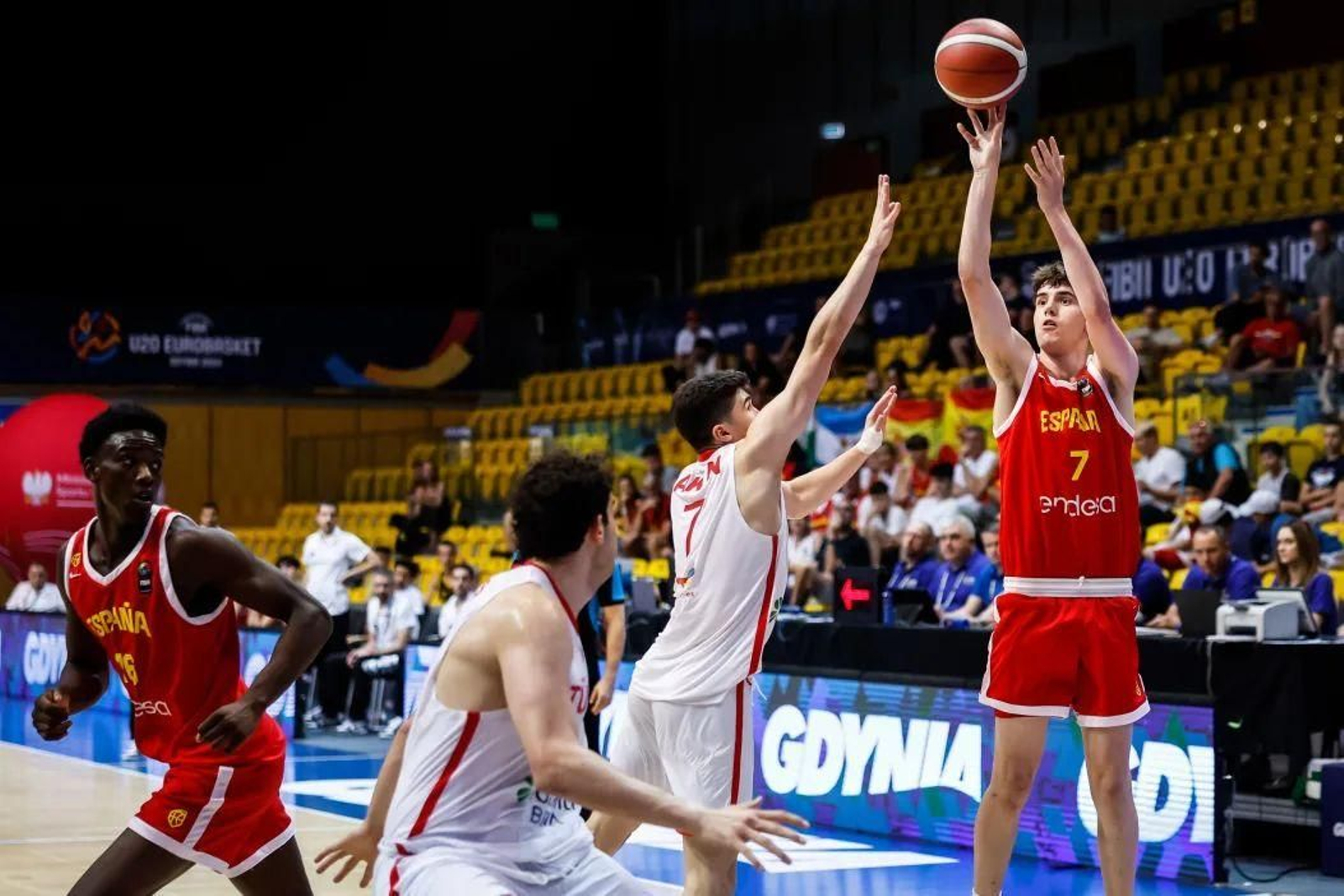 Europeo sub 20: España se mete invicta en octavos de final