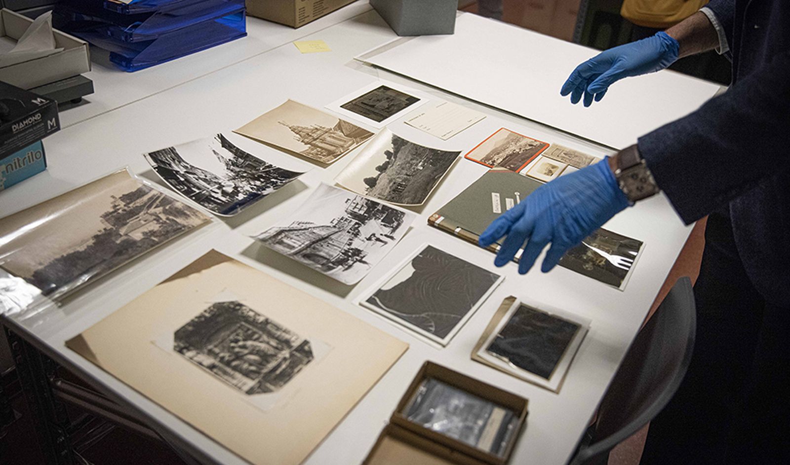 La Universidad de Sevilla atesora más de 200.000 imágenes históricas