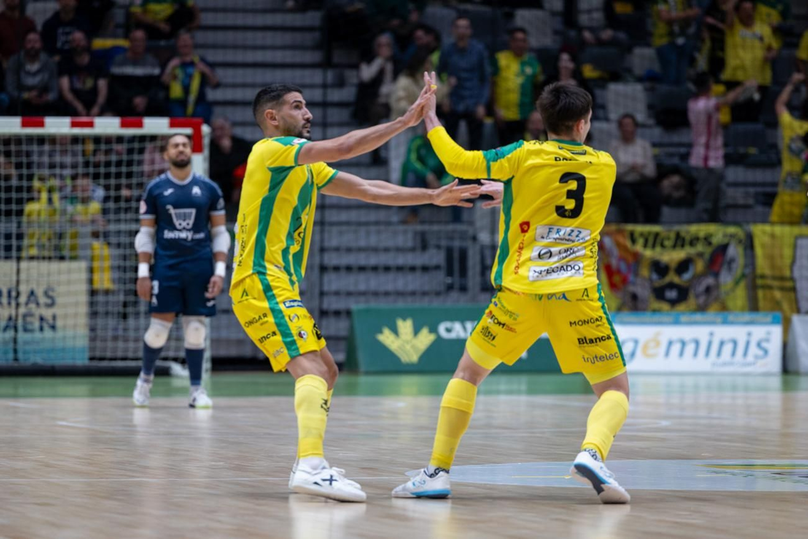 Jaén Paraíso Interior FS  4-3 Family Cash Alzira