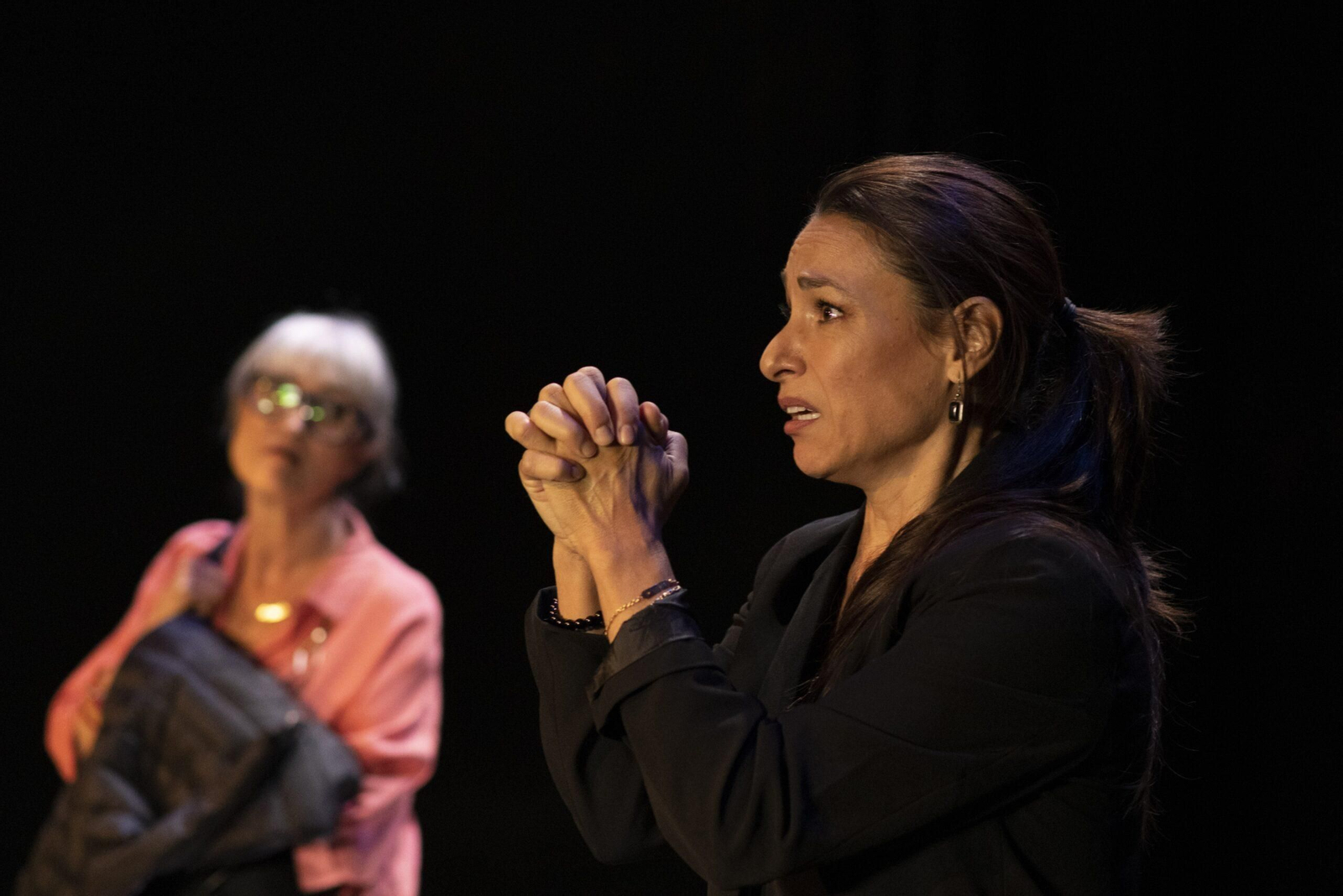 Un momento durante la obra 'Contarlo para no olvidar'.