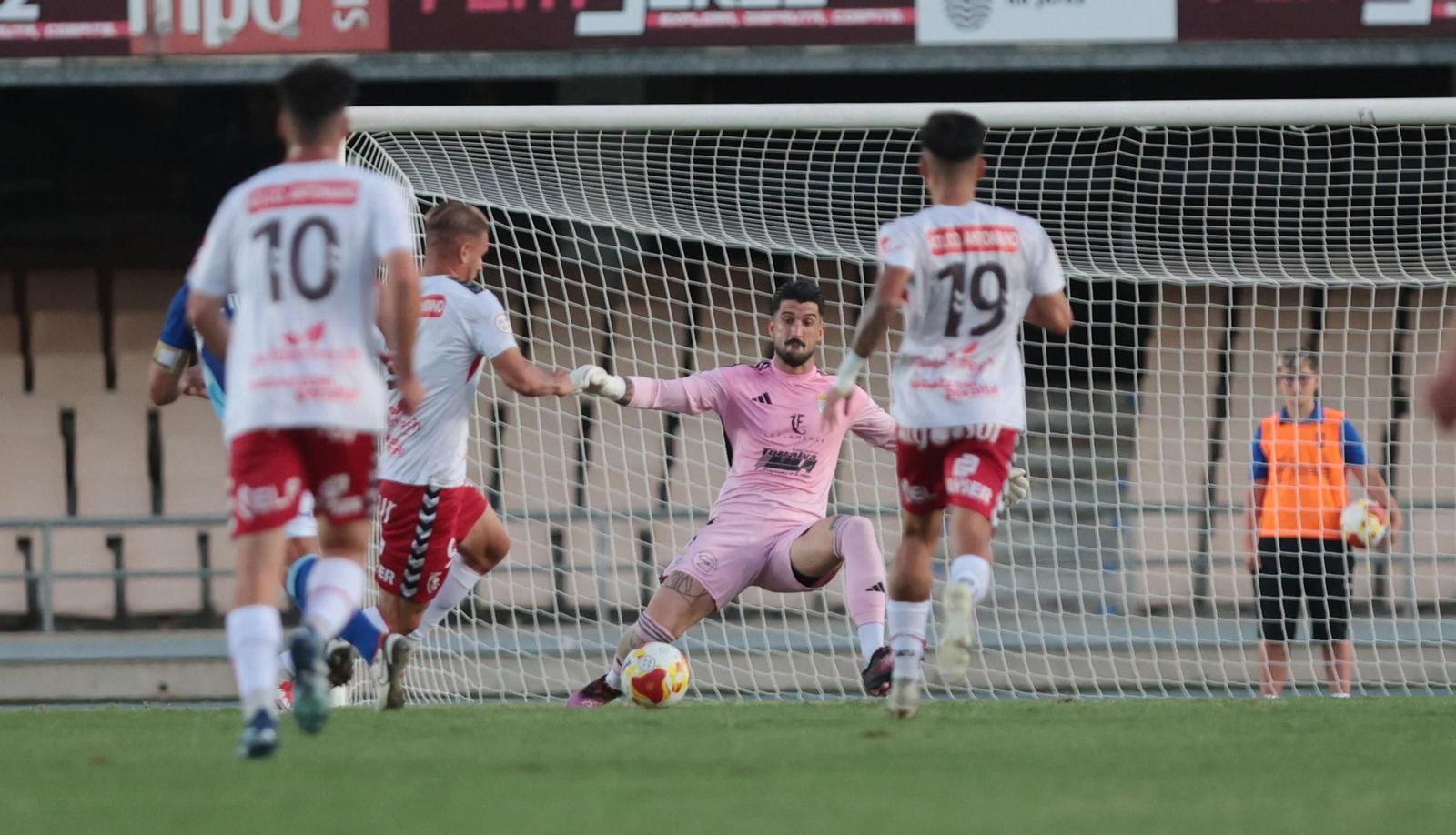 Imágenes del partido entre el Xerez CD contra el Antoniano en Chapín