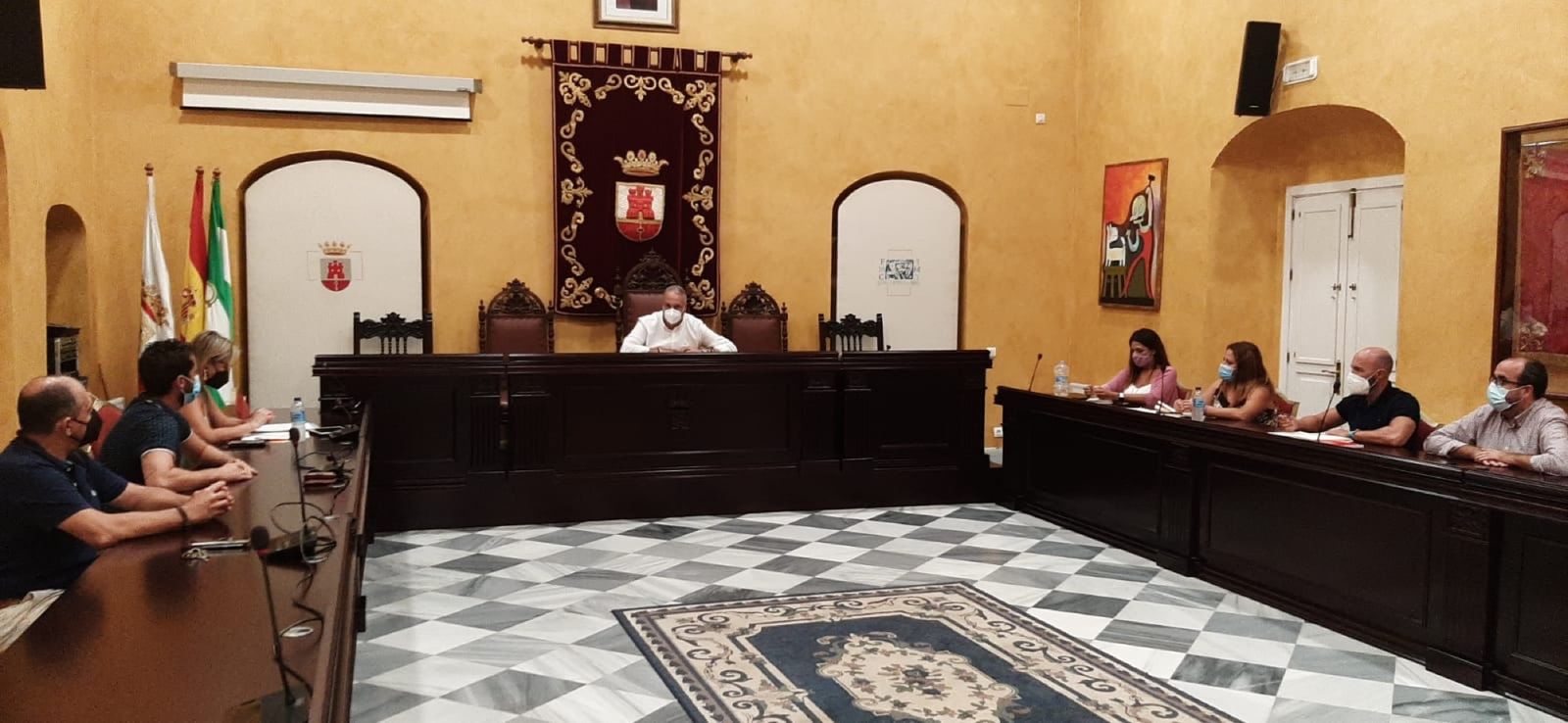 El equipo de gobierno de San Roque, reunido en el Palacio de los Gobernadores