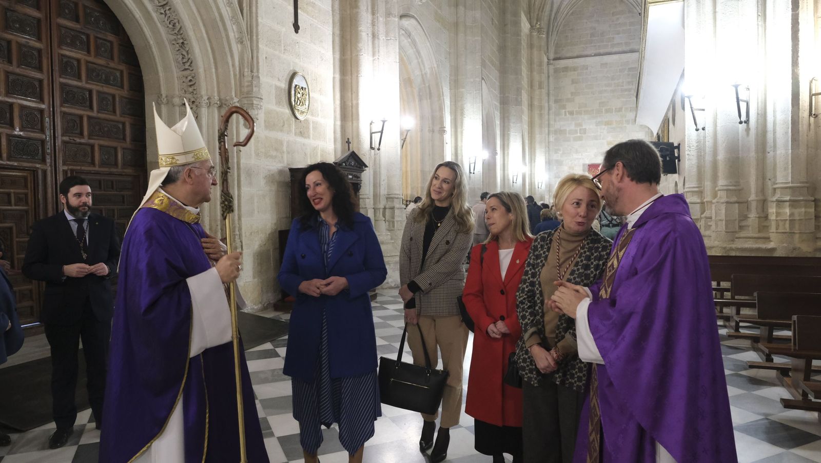 El besapiés del Cristo de Medinaceli en imágenes