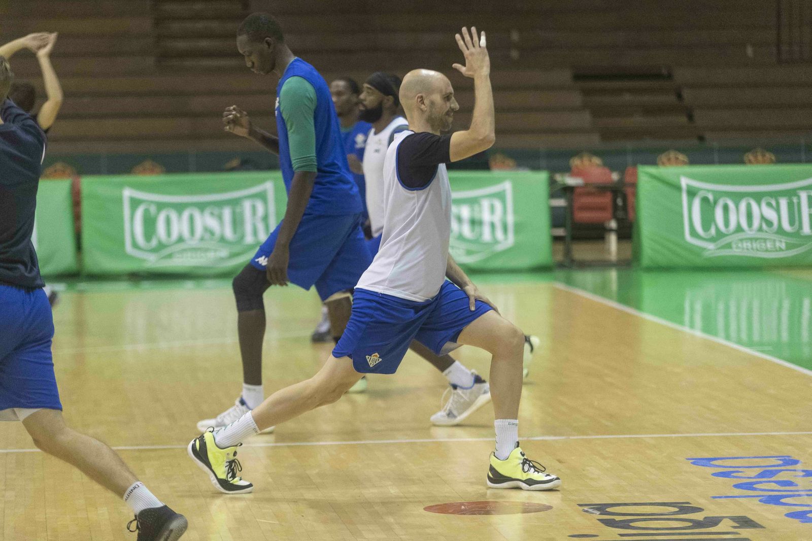 Albert Oliver se ejercita durante un entrenamiento en San Pablo.