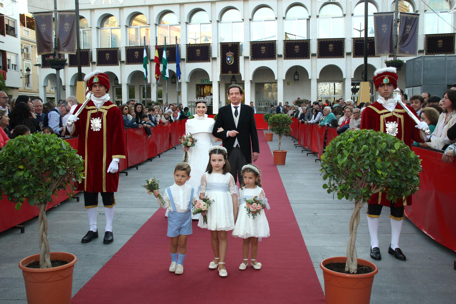 La proclamación de la Corte de Honor de las Fiestas Aracelitanas de Lucena, en imágenes