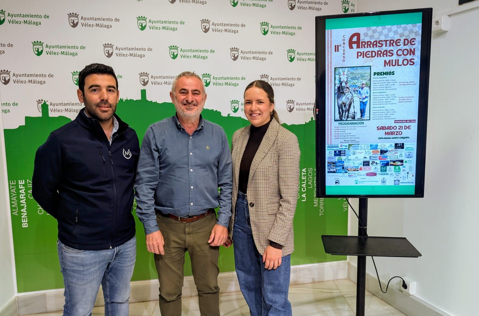 Presentación del II Concurso de Arrastre de Piedras con Mulos de Vélez-Málaga