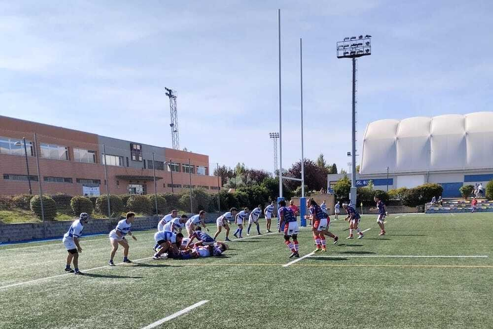 El conjunto almeriense realizó un gran partido en tierras madrileñas