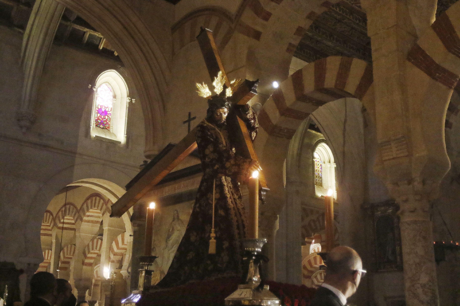 El Vía Crucis de las Cofradías de Córdoba, en imágenes