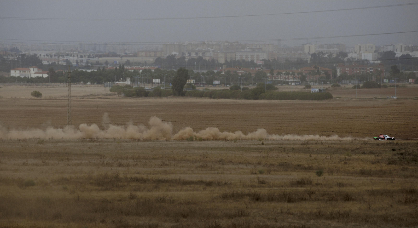Andalucía Rally: las imágenes del 'Dakar' de Dos Hermanas | Día 1