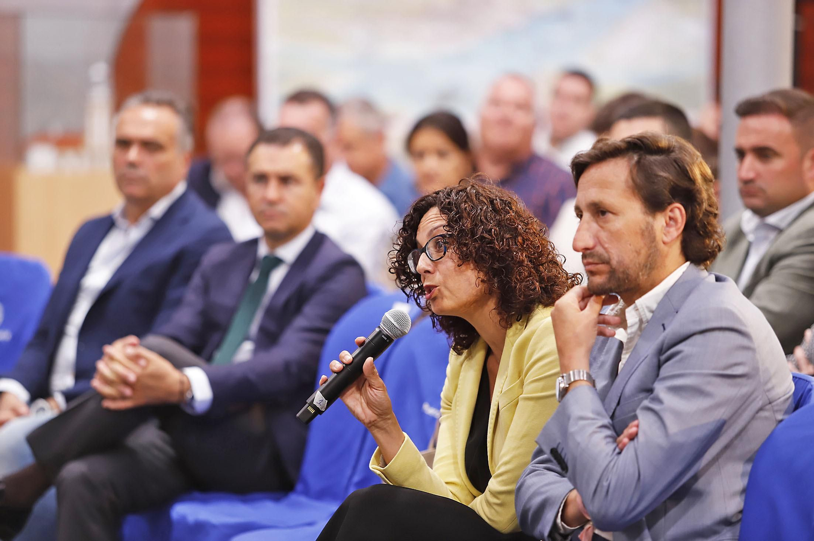 Las imágenes en el Desayuno-Coloquio del Grupo Joly "Competitividad innovación y eficiencia el sector de los frutos rojos ante el reto de la sostenibilidad"