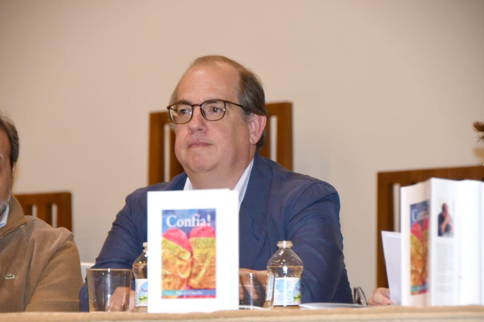 Eugenio Camacho, autor de '¡Confía! Rezando por Mer' y padre de Mer.