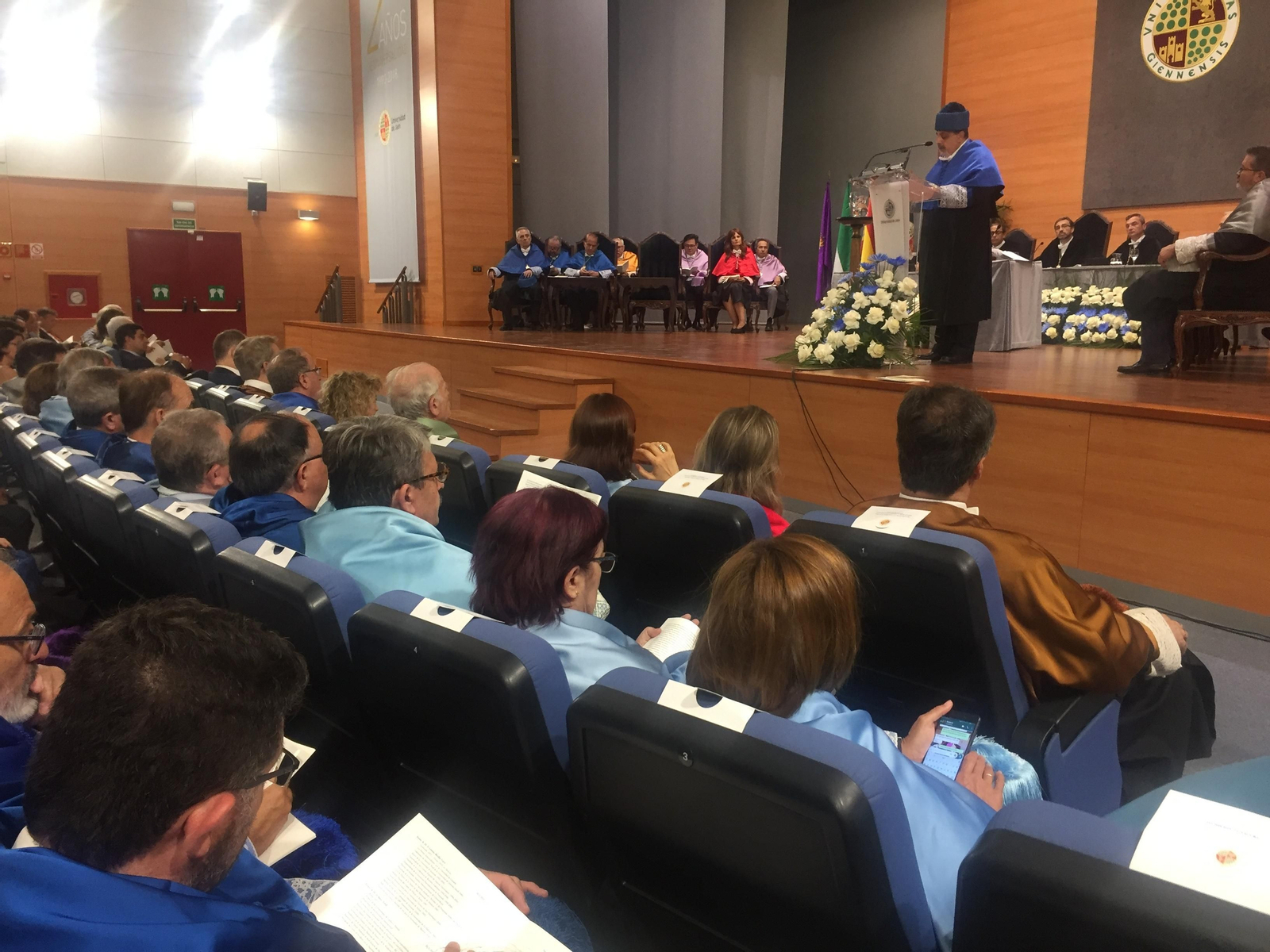 Antonio Pascual, investido doctor honoris causa por la Universidad de Jaén