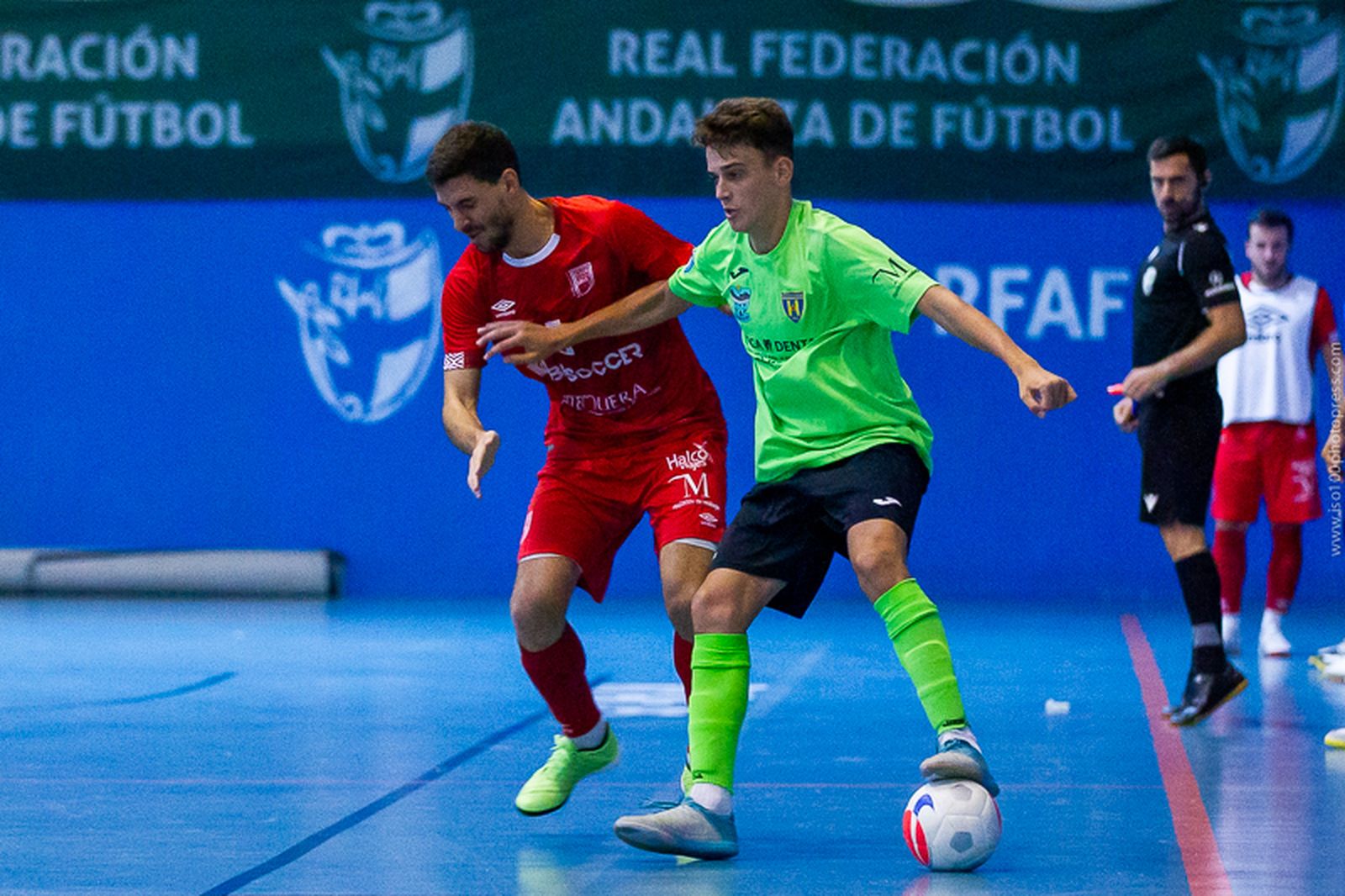 Miguel Conde, en una acción defensiva.