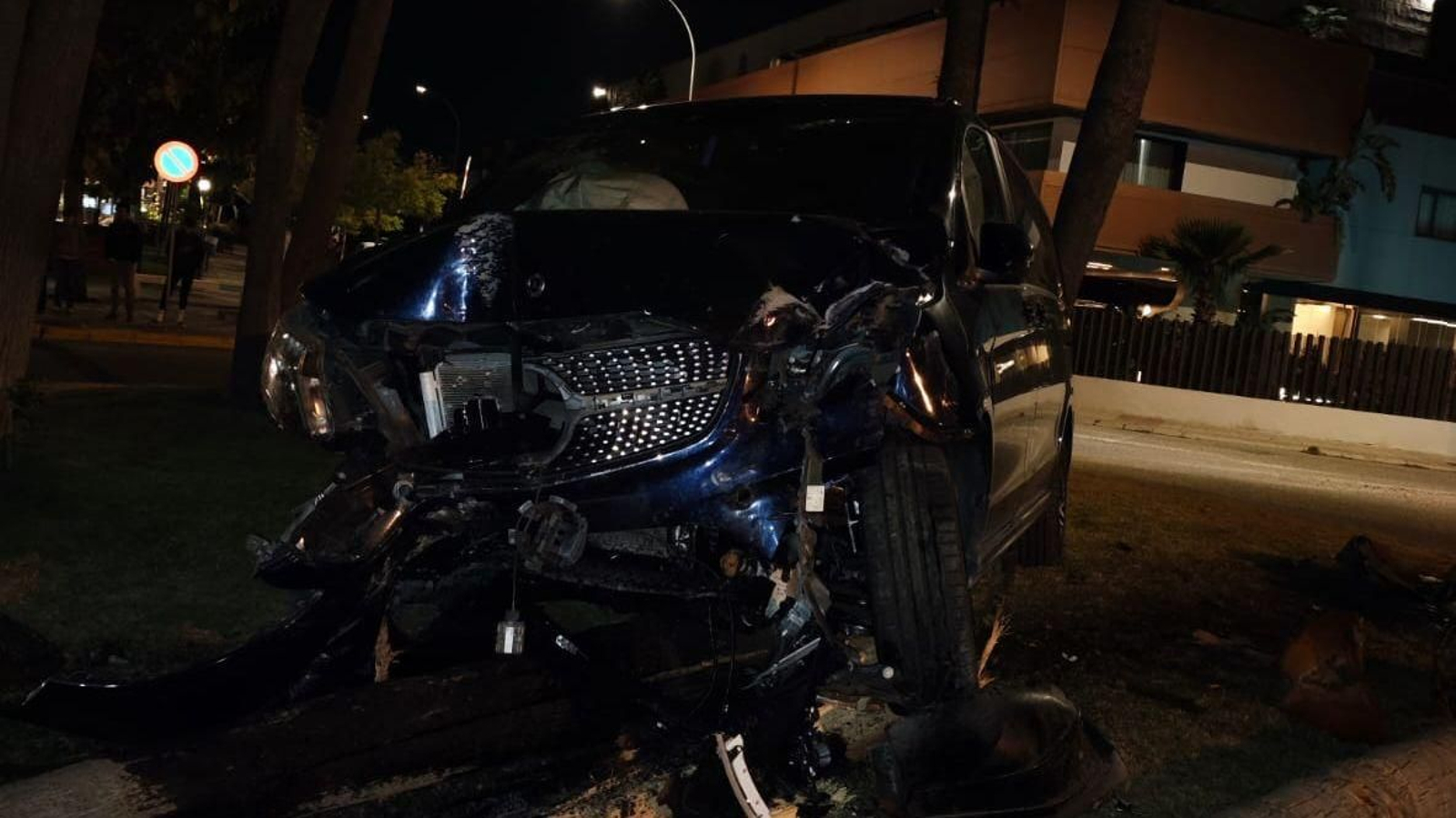 El vehículo de Cayetano Rivera, tras el accidente.