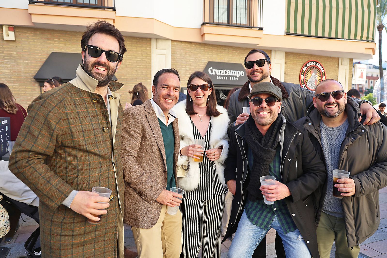 Imágenes de la fiesta del 24 de diciembre en las calle de Huelva