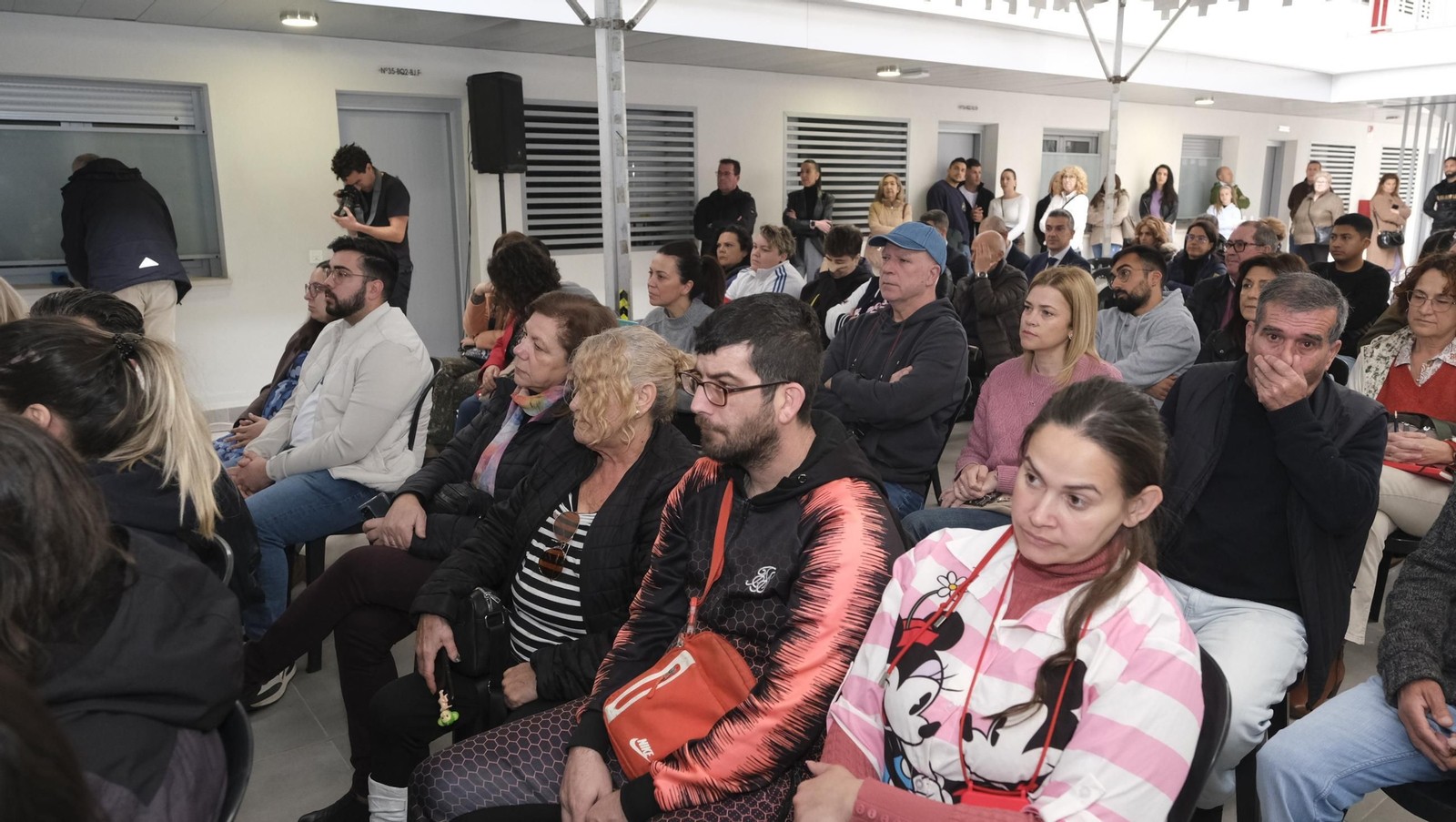 Las imágenes de la entrega de viviendas de VPO en Costacabana