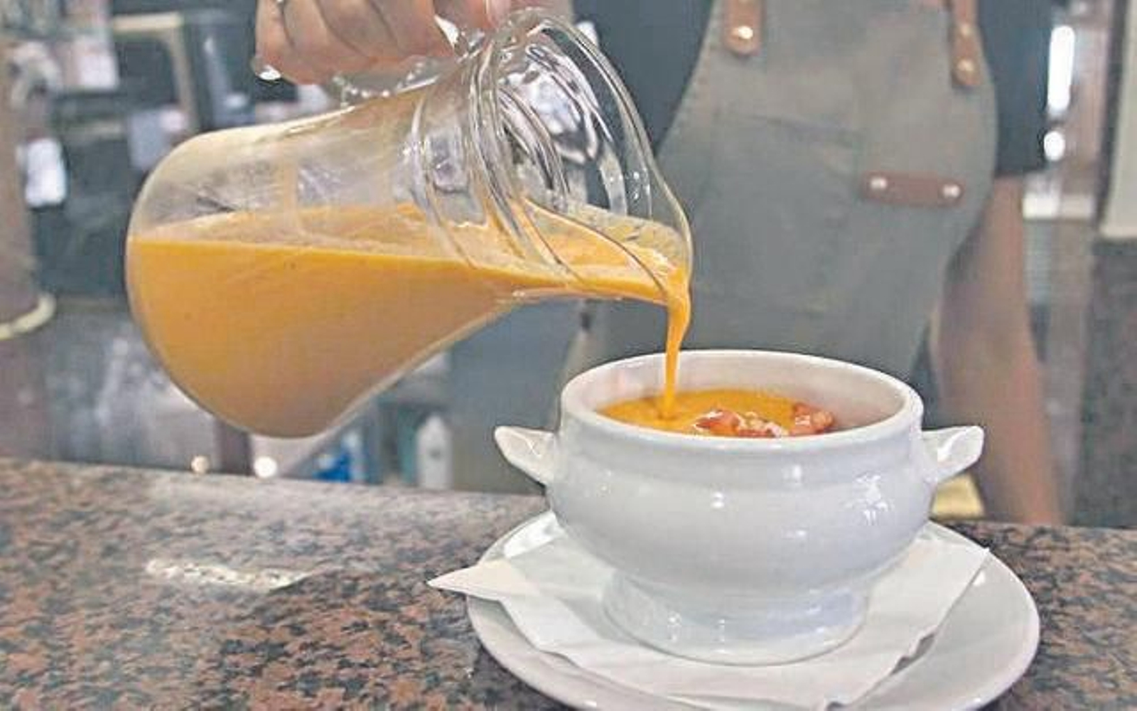 Gazpacho, camisas, verano