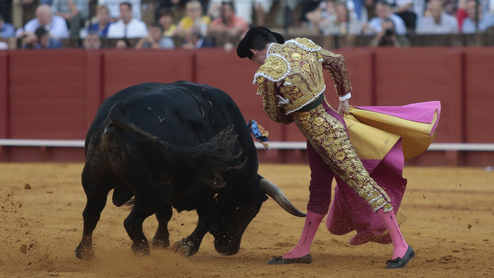 Las imágenes de la tercera de abono en La Maestranza