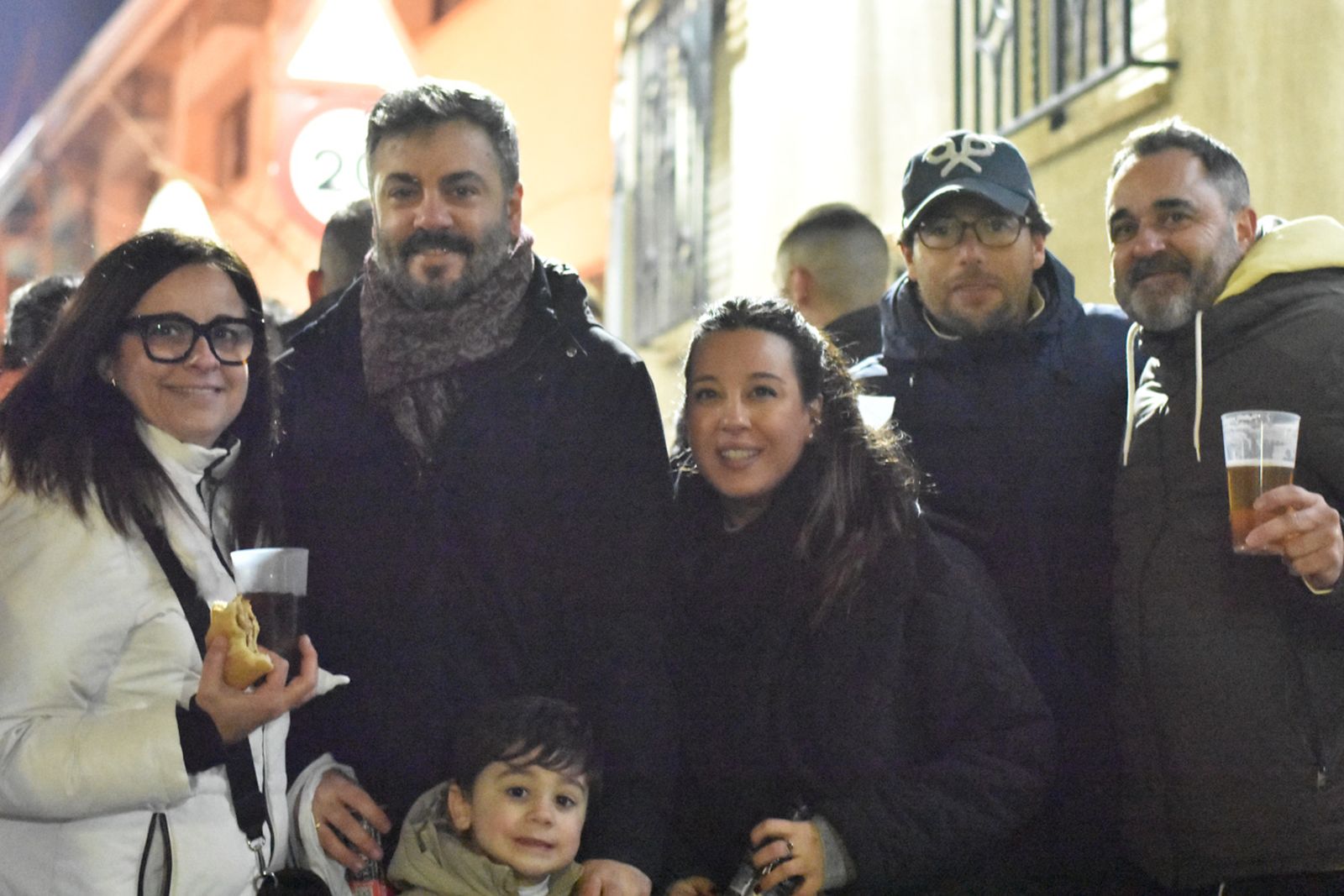 Jaén brilla y disfruta al fuego de las lumbres de San Antón