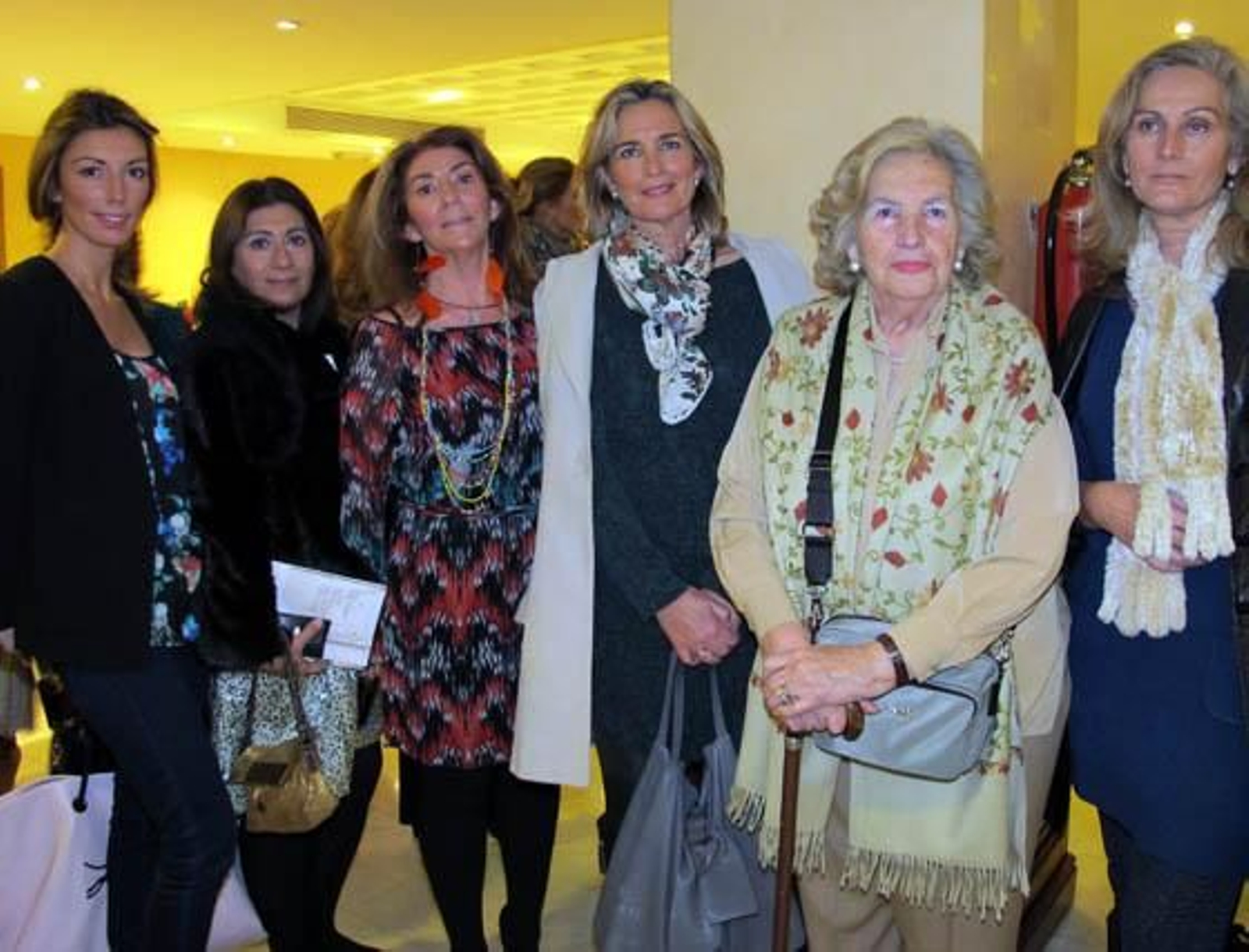 Celsa Blandino, María José Reina, Carmen Pareja-Obregón, Pilar Parejo, María Pepa Zabala y Lourdes Parejo.

Foto: Victoria Ramírez