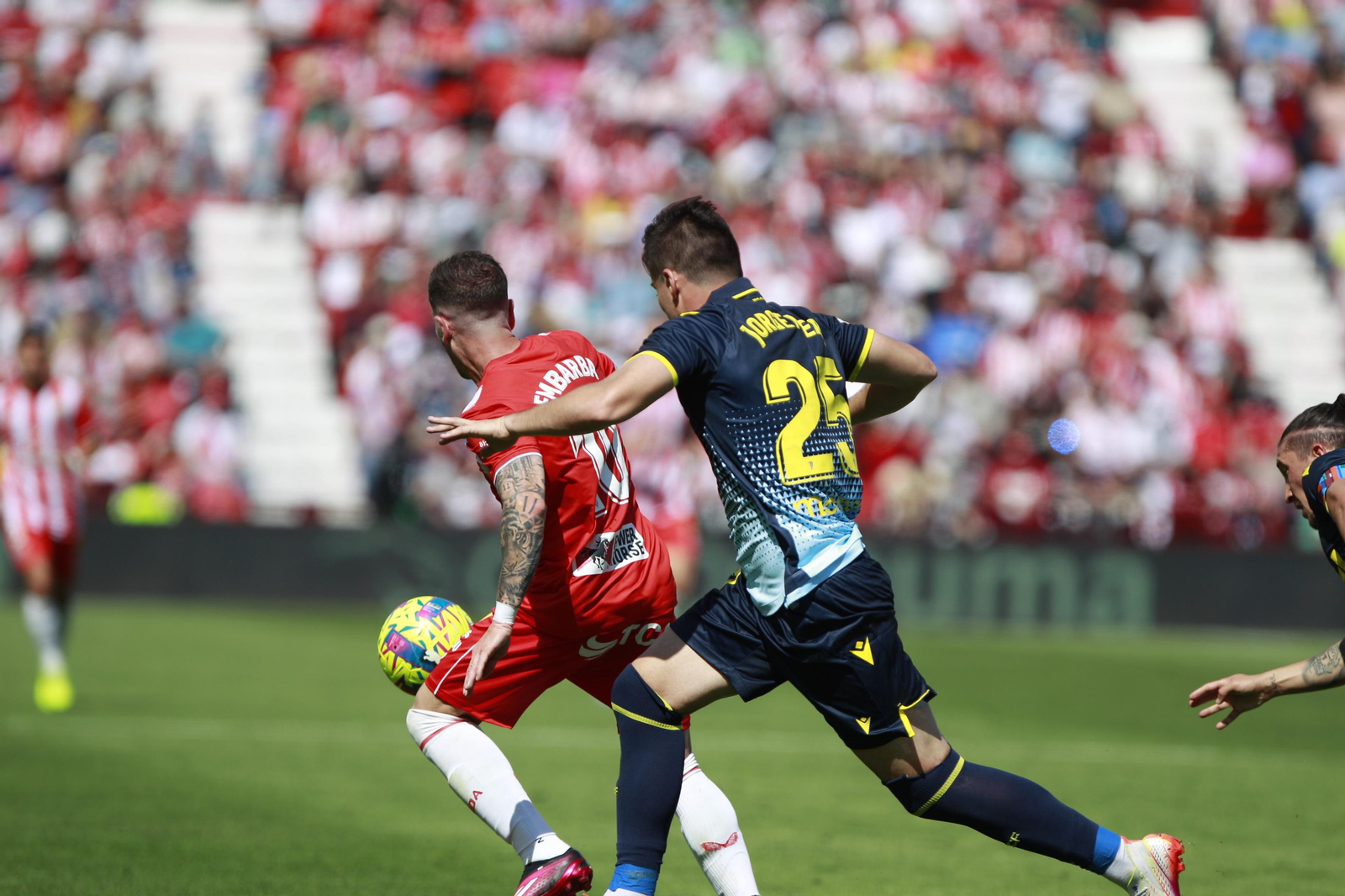 Imágenes del partido de la Liga Santander U.D. Almería-Cádiz C.F.