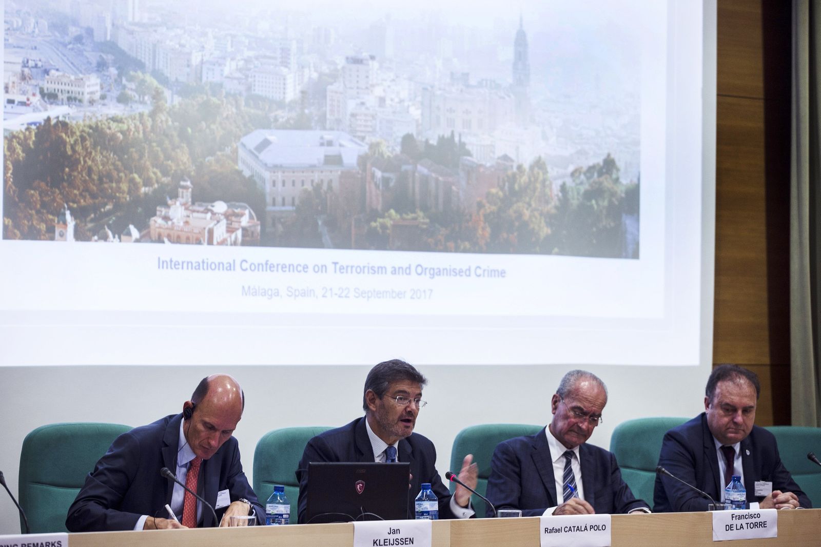 Catalá insta en Málaga a colaborar más contra el terrorismo