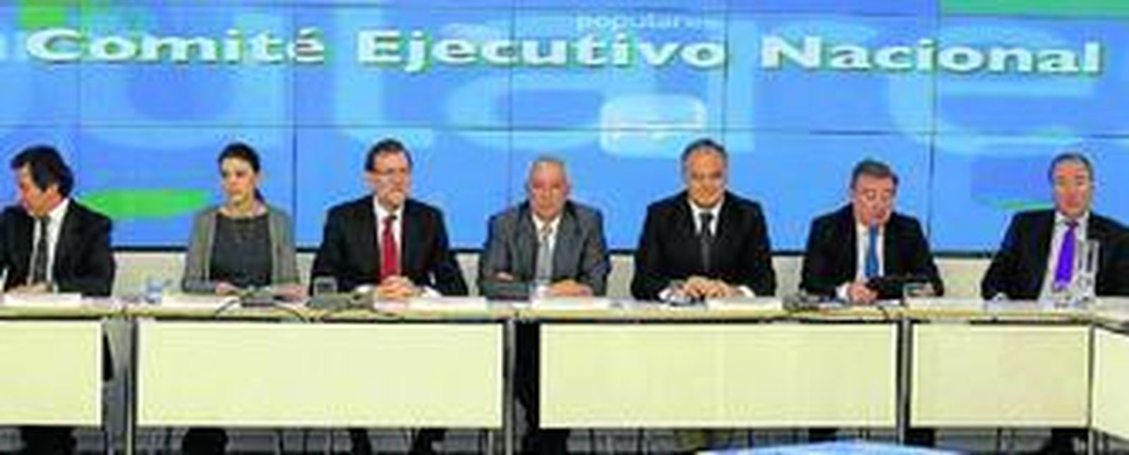 Cúpula directiva del Partido Popular.  / EFE