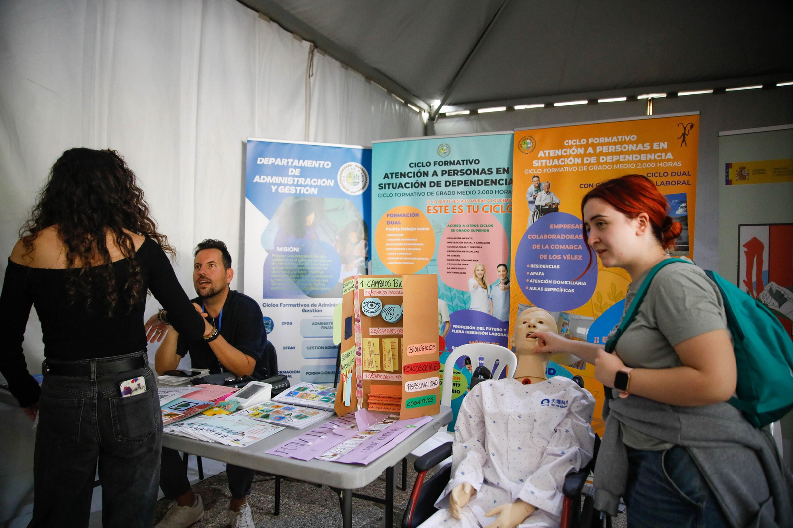 IV edición de la feria Aula de la UAl, en imágenes