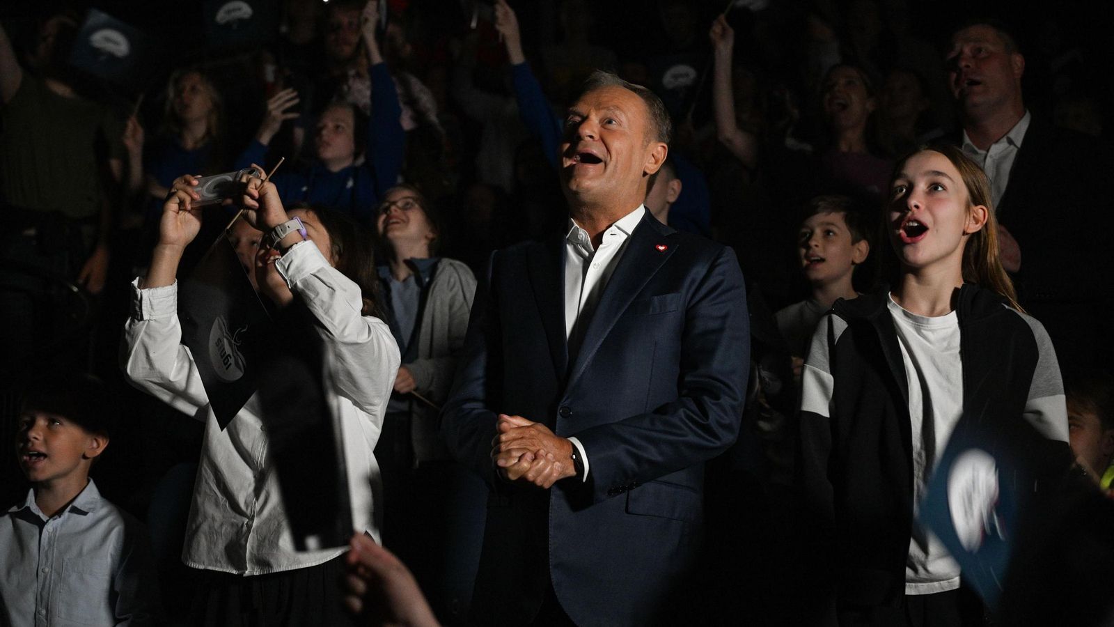 El primer ministro polaco, Donald Tusk, sigue emocionado el lancamiento de la misión espacial de Axiom Space El primer ministro polaco, Donald Tusk, sigue emocionado el lancamiento de la misión espacial de Axiom Space