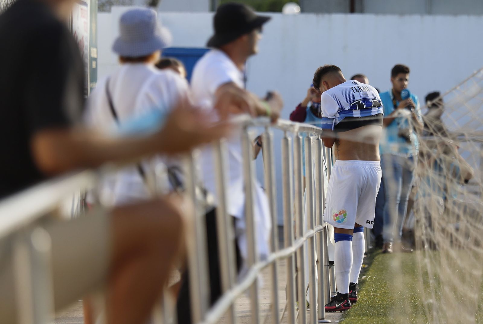 Imágenes del encuentro entre el Conil y el Recreativo de Huelva