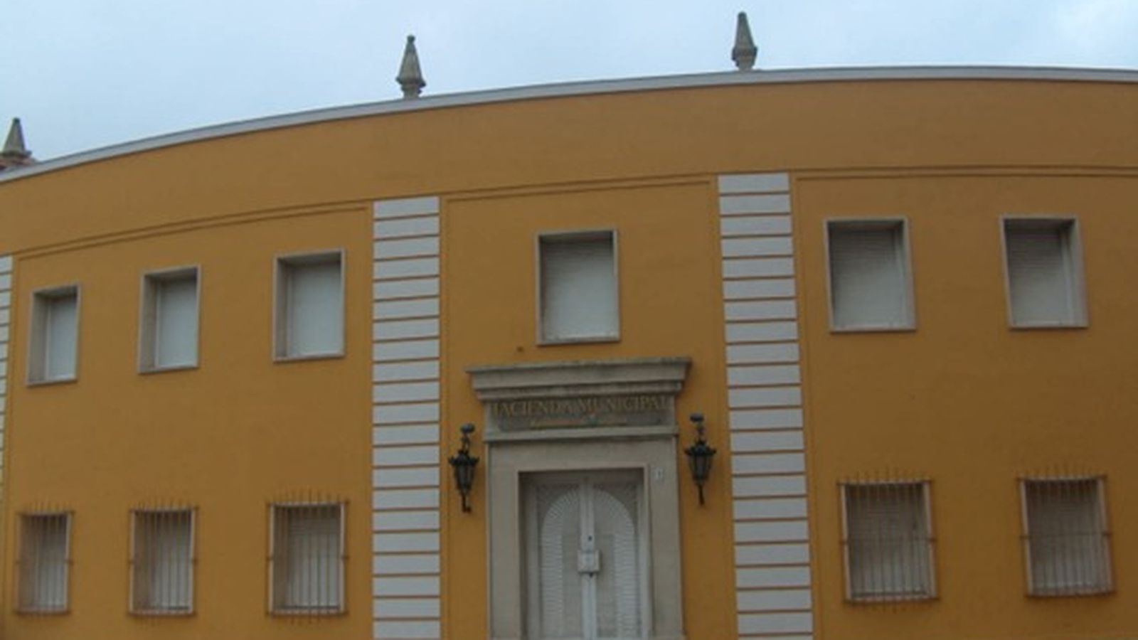 El edificio de la Delegación de Hacienda.