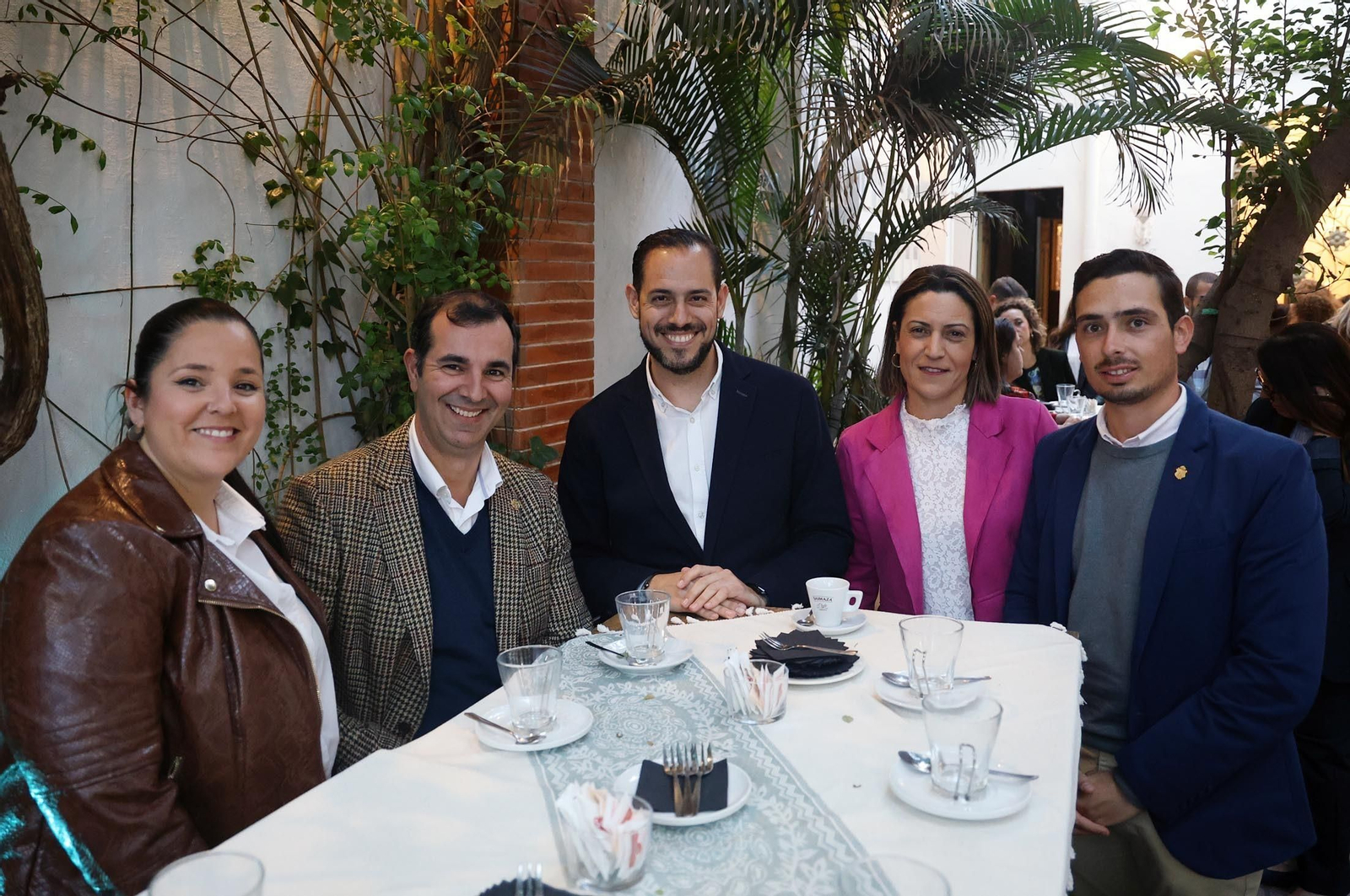 Imágenes de la presentación de "La Guía de Semana Santa de Huelva y Provincia" de Huelva Información