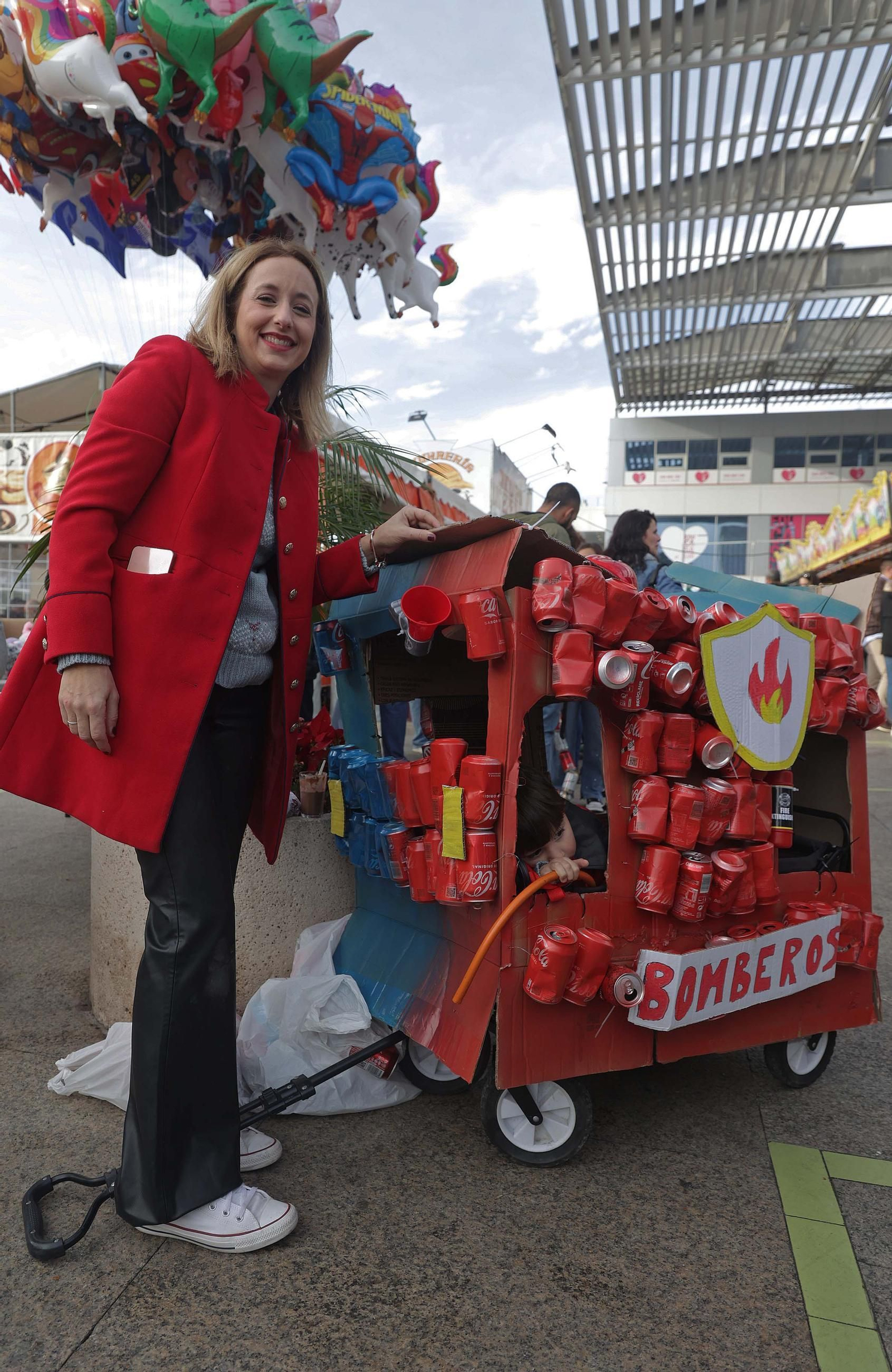 Búscate en las fotos del Arrastre de Latas 2025 en Algeciras