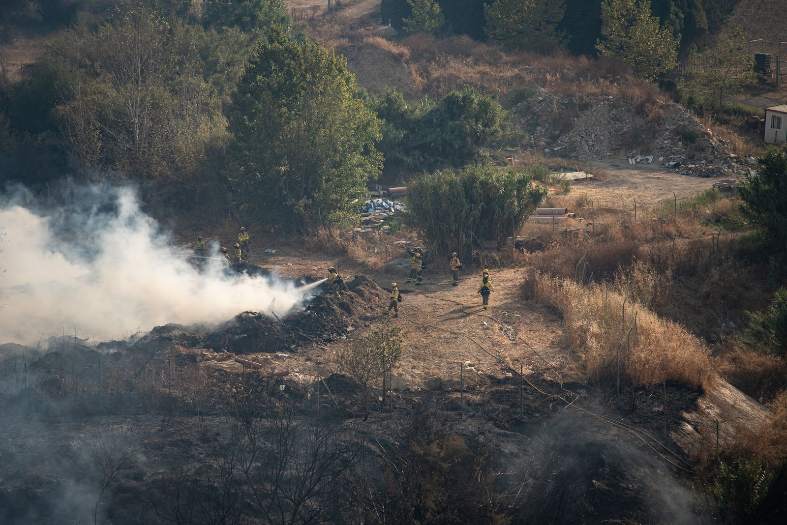 El incendio de Lucena del Puerto en imágenes