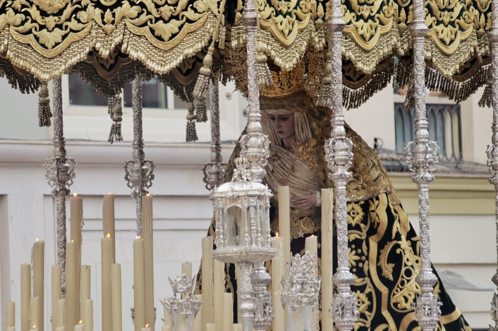 Lágrimas y Favores el Domingo de Ramos en Málaga, en imágenes