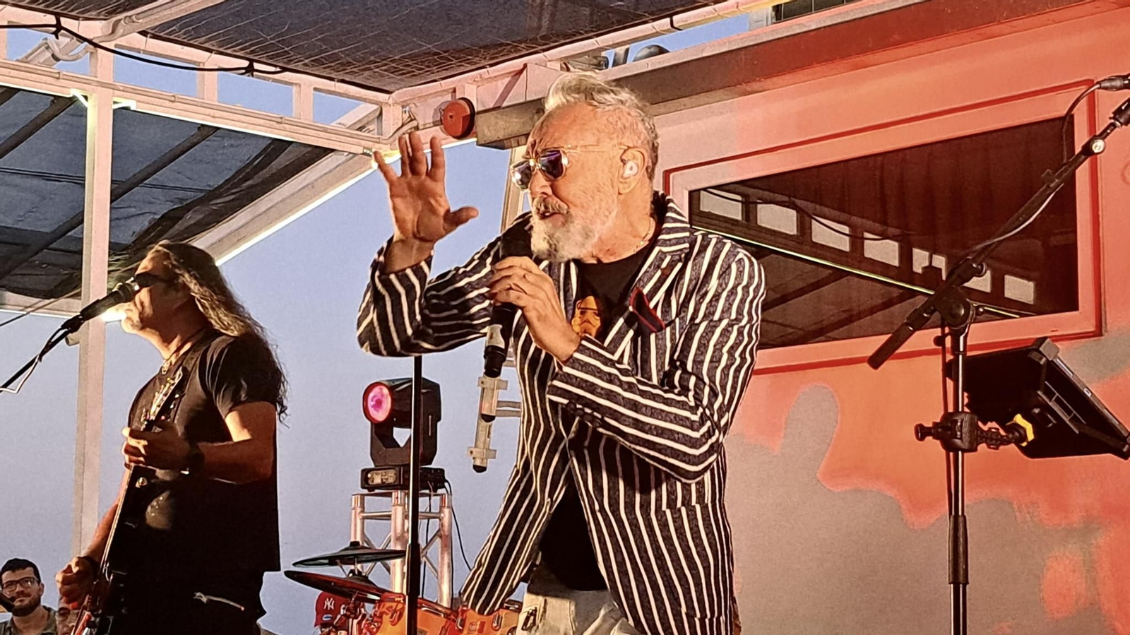 Rafa Sánchez, durante su reciente concierto en el buque ‘La Pepa’.