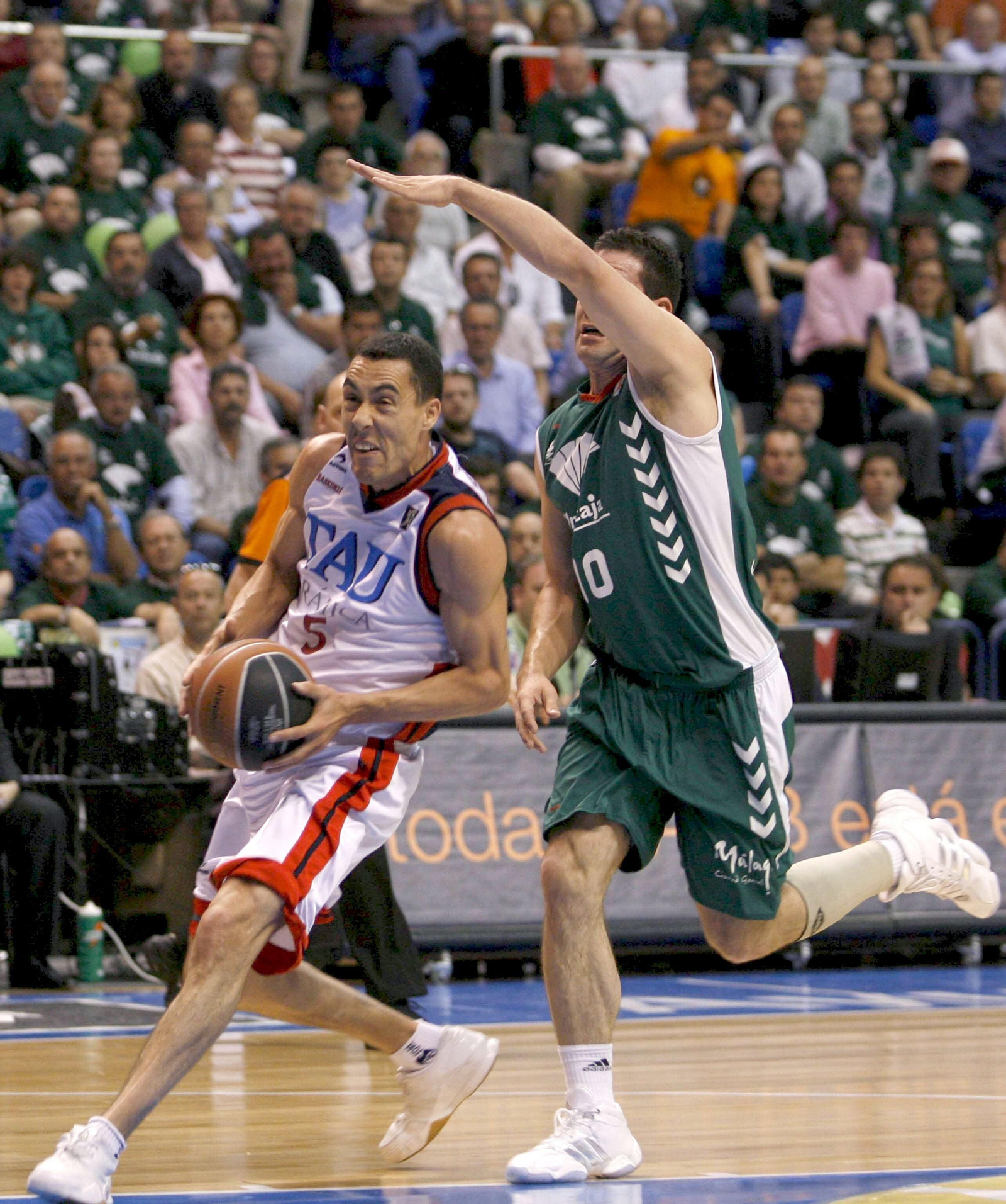 La carrera de Carlos Cabezas, en fotos