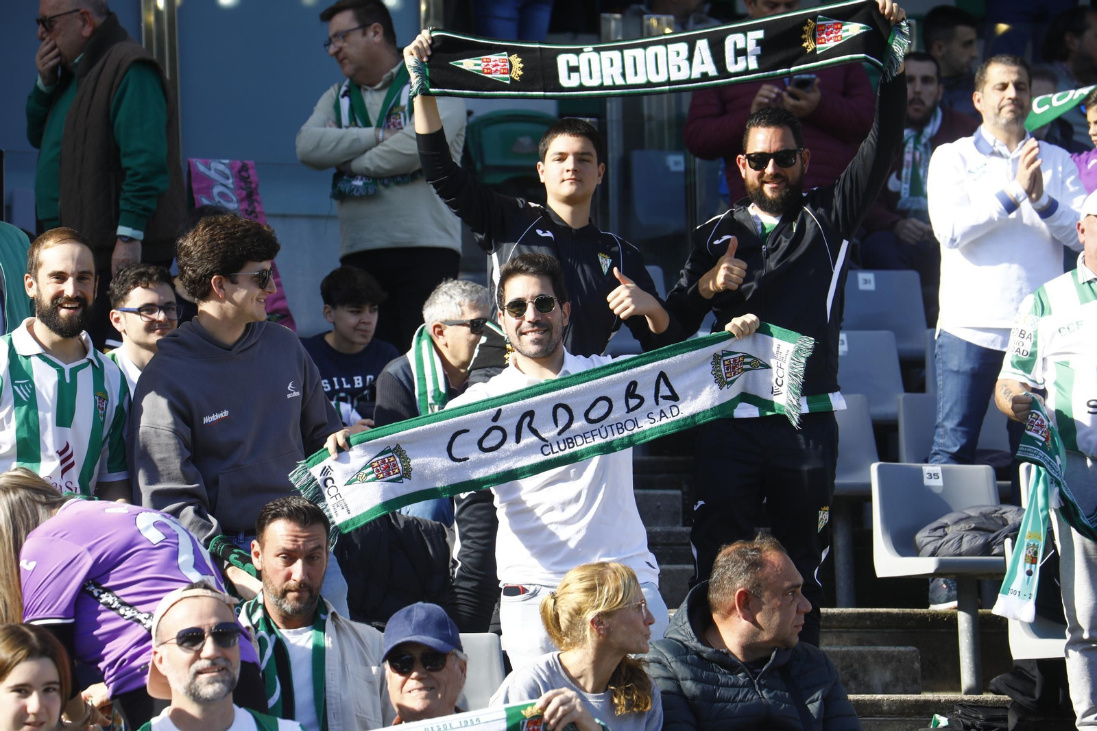 Las mejores fotos del ambiente en el Córdoba CF - Almería en El Arcángel