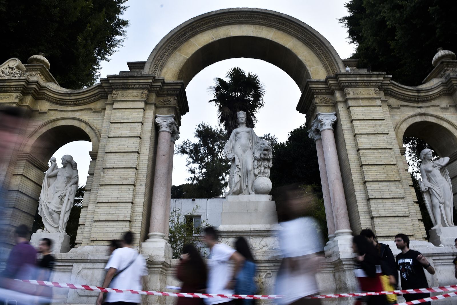 Ambiente en los accesos al concierto de Green Day