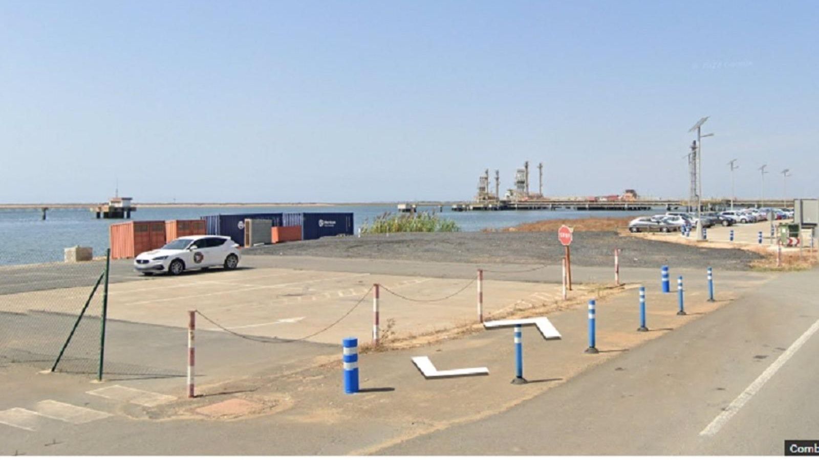 Imagen de la zona afectada por la picadura de la la tubería de Cepsa