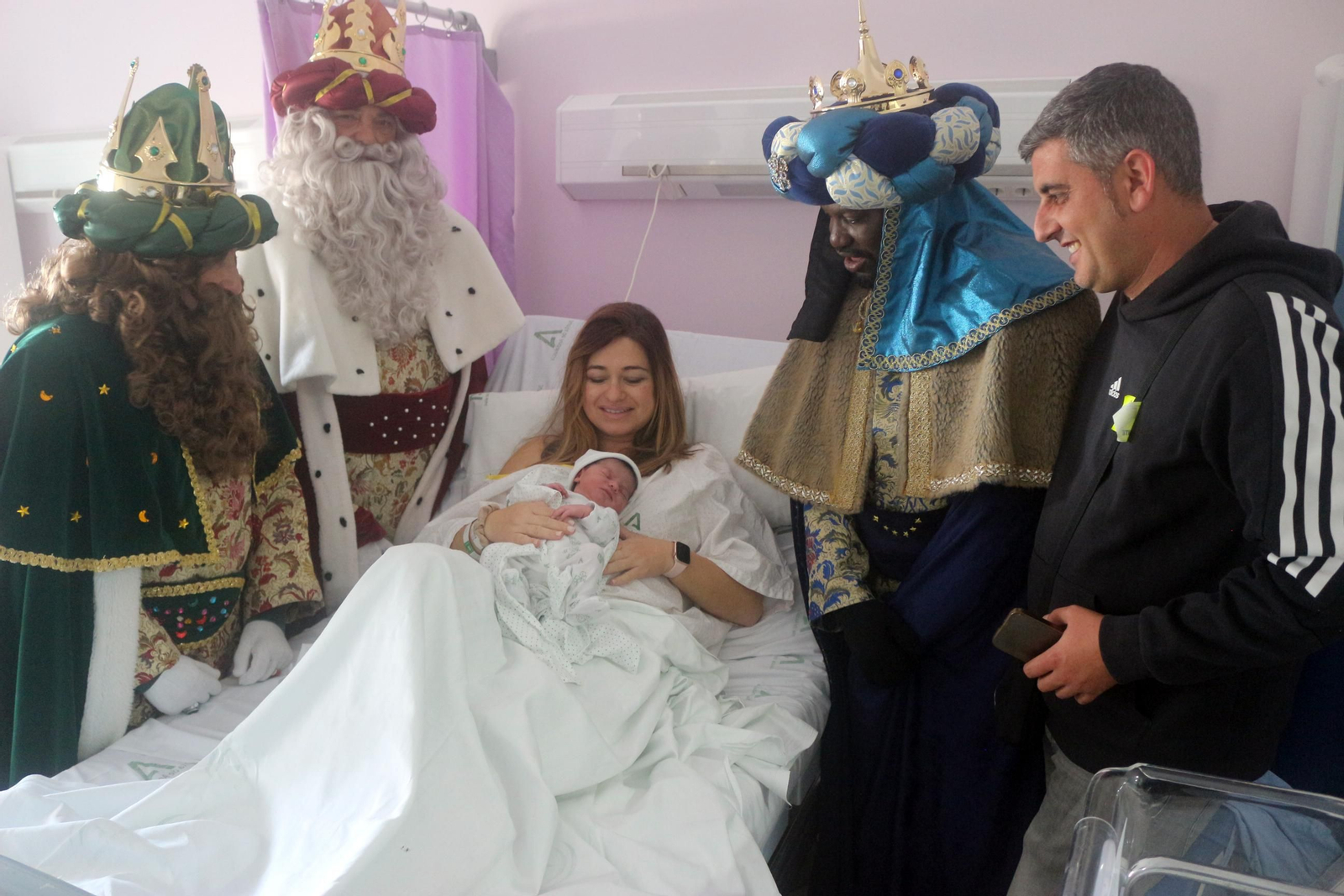 Visita de los Reyes Magos al Hospital de Puerto Real