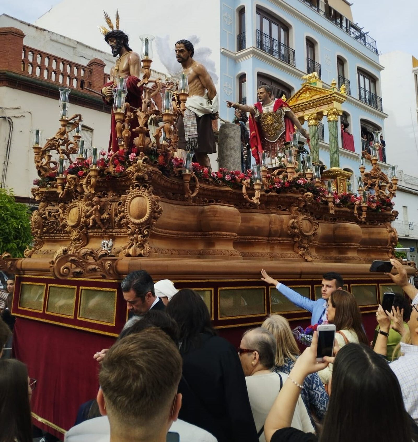 Paso de Jesús de los Afligidos, en el Martes Santo de Puente Genil.