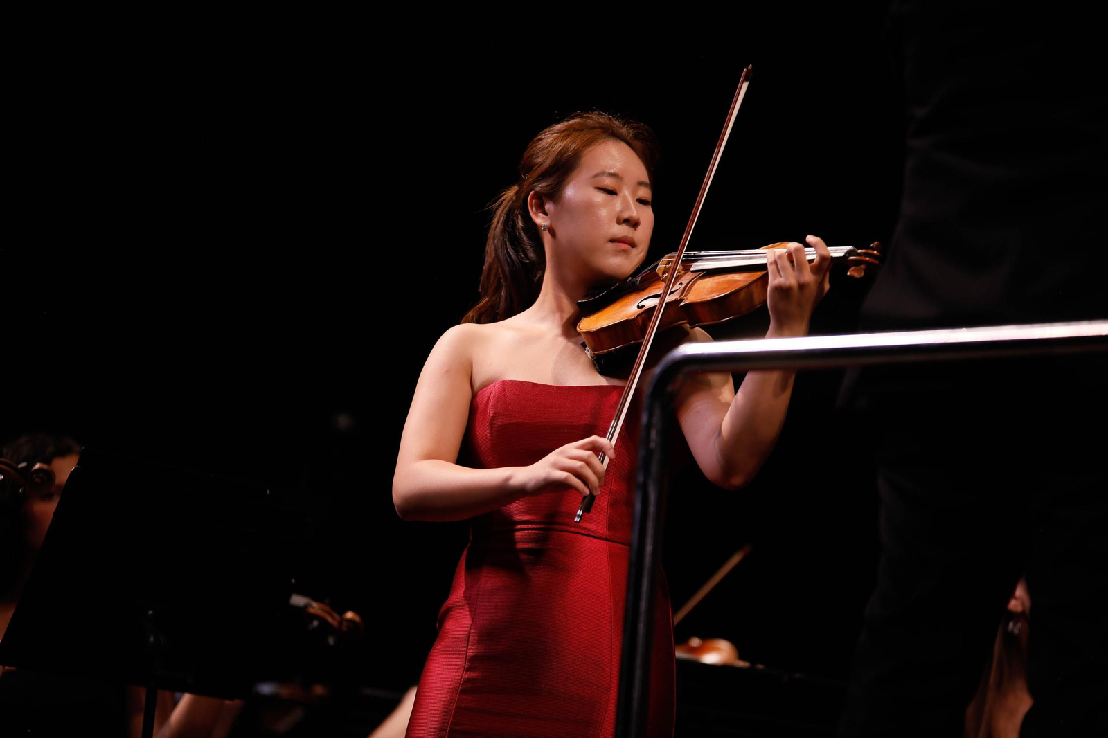 El concierto de la Orquesta de la UAL en el Auditorio Maestro Padilla, en imágenes