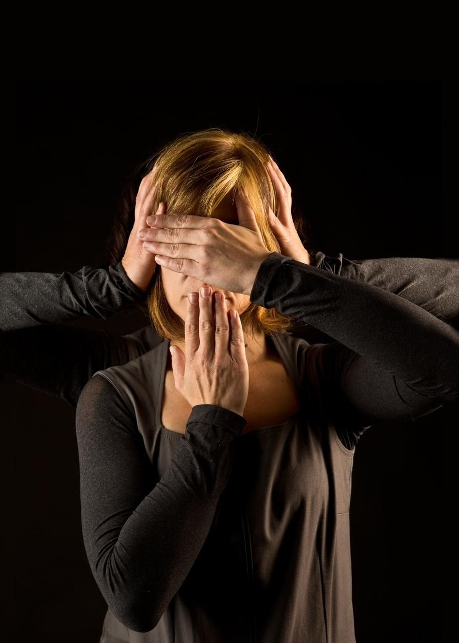 Las dos actrices protagonistas, Larisa Ramos e Isabel Veiga.