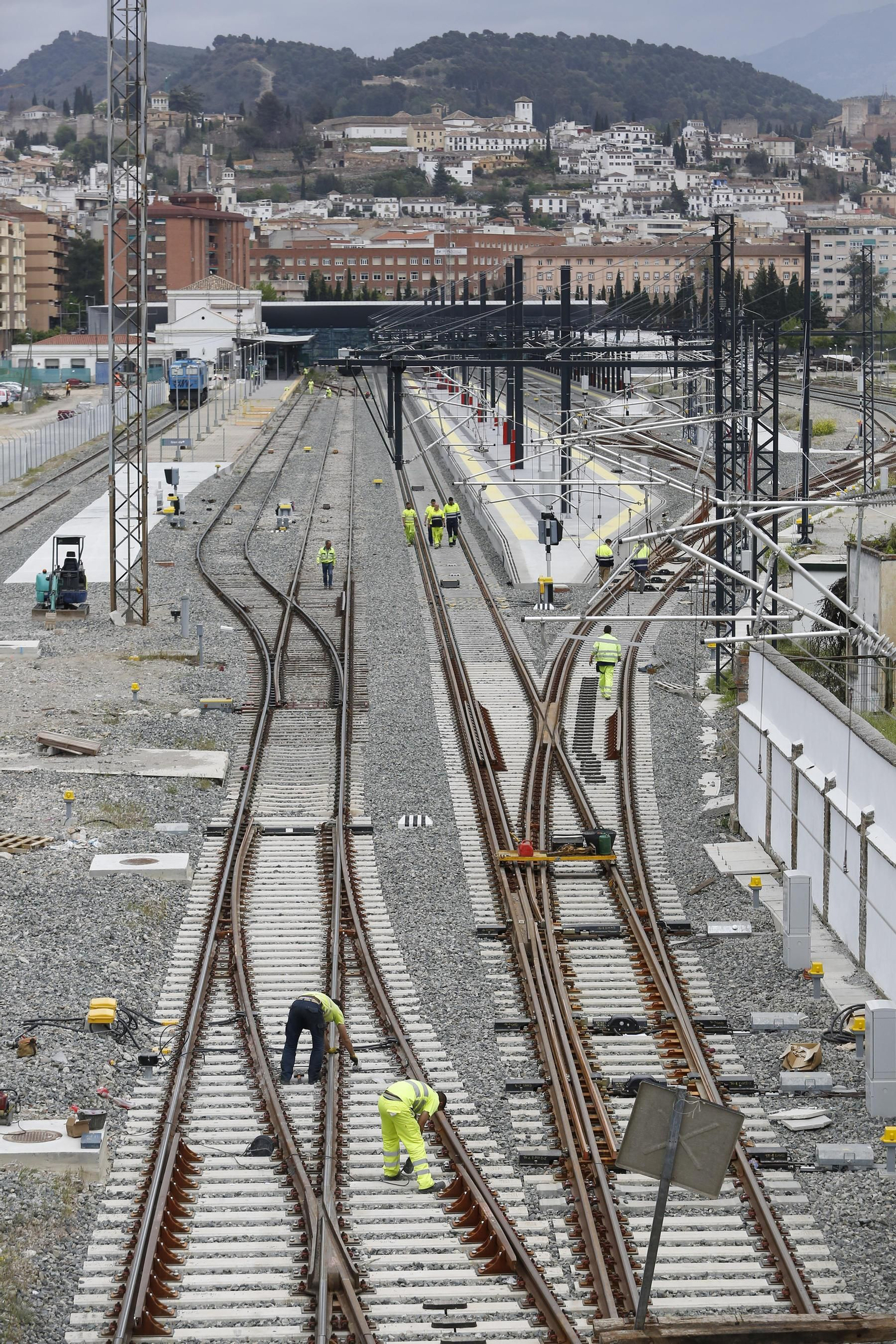 La fecha de la inauguración del AVE a Granada sigue siendo una incógnita.