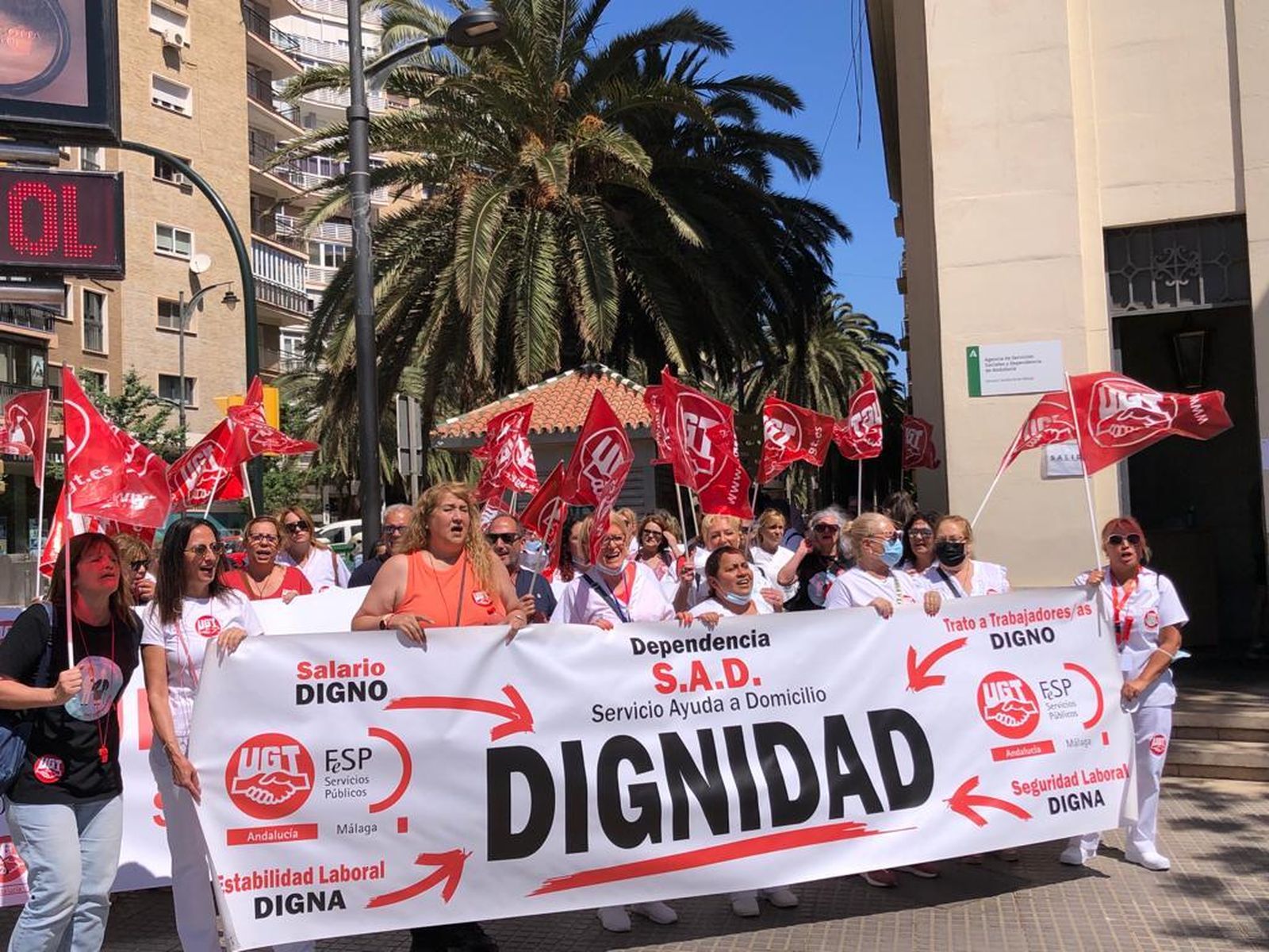 Reciente protesta de las trabajadoras de ayuda a domicilio en Málaga.